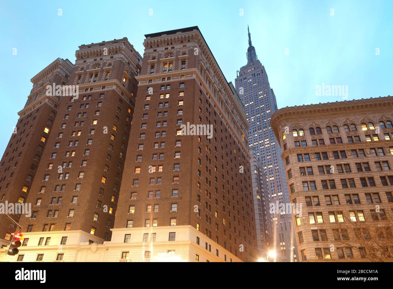 Skyline di edifici da Greeley Square, Midtown, Manhattan, New York City, NY, Stati Uniti Foto Stock