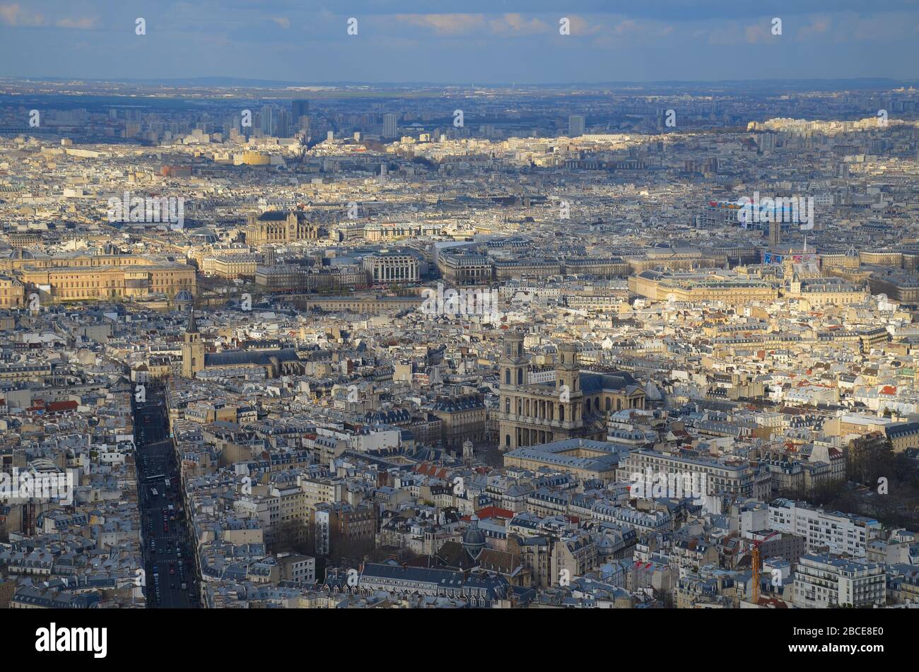 Parigi, die Hauptstadt Frankreichs: Blick vom Tour Montparnasse über die Stadt, Panorama Foto Stock