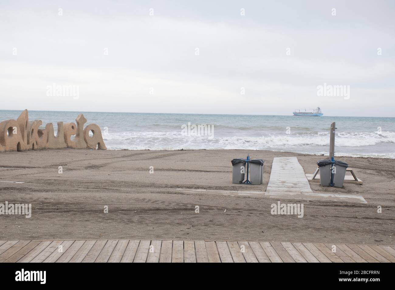 Malagueta Beach, Malaga, vuoto durante il blocco coronavirus Foto Stock