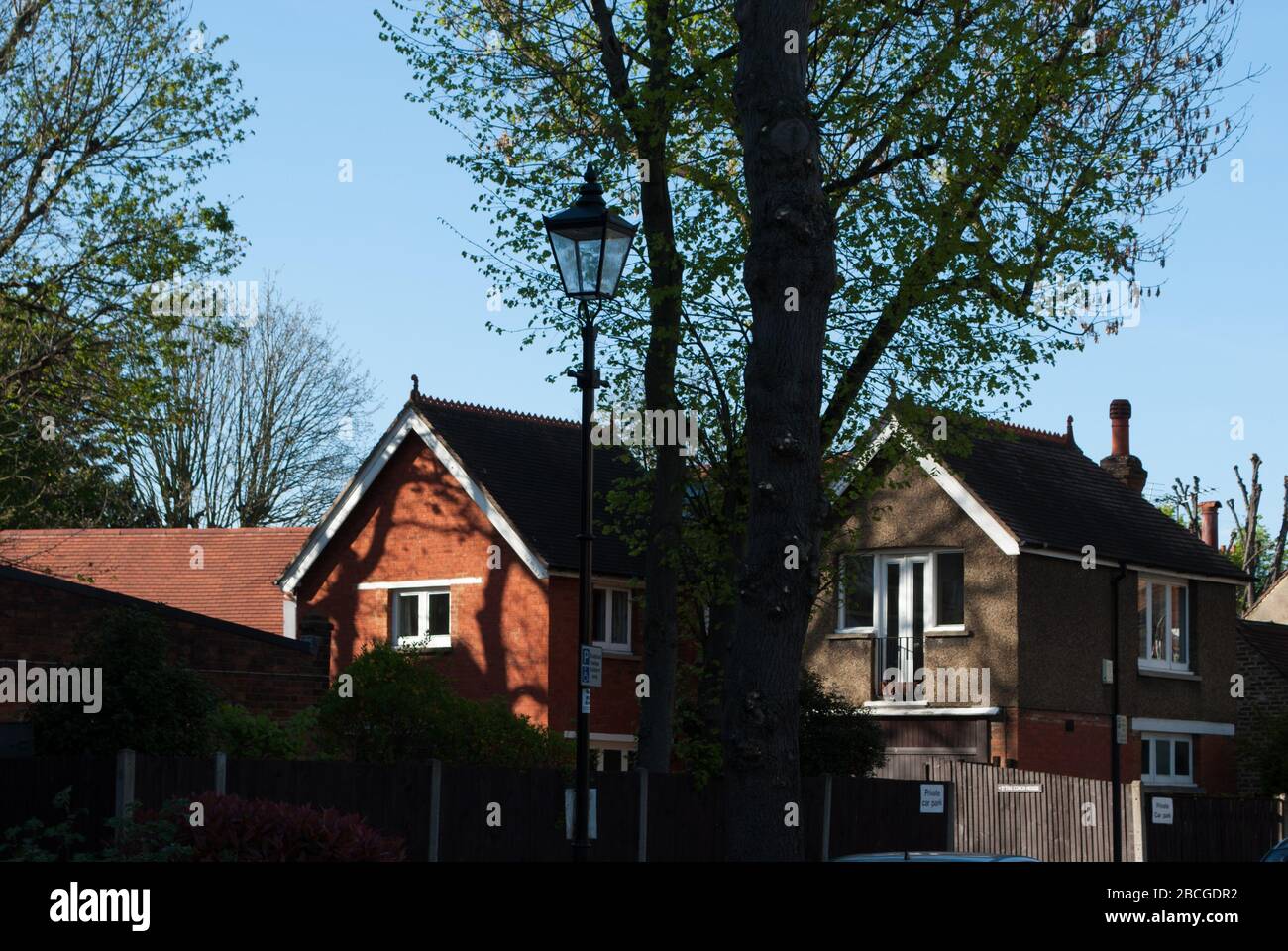 Queen Anne Revival architettura Richard Norman Shaw Garden Suburb Woodstock Road, Turnham Green, Chiswick, Londra, W4 1DS Foto Stock