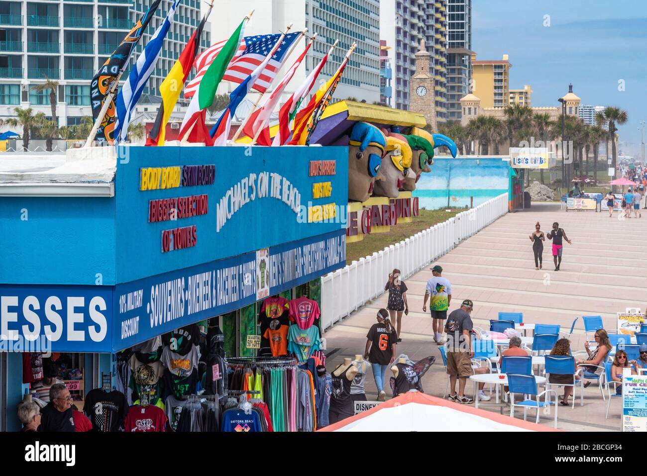 Daytona Beach, Florida durante la Primavera Break 2020 prima della chiusura della spiaggia (a tutti tranne attività legate all'esercizio fisico) a causa dell'epidemia di Coronavirus. Foto Stock