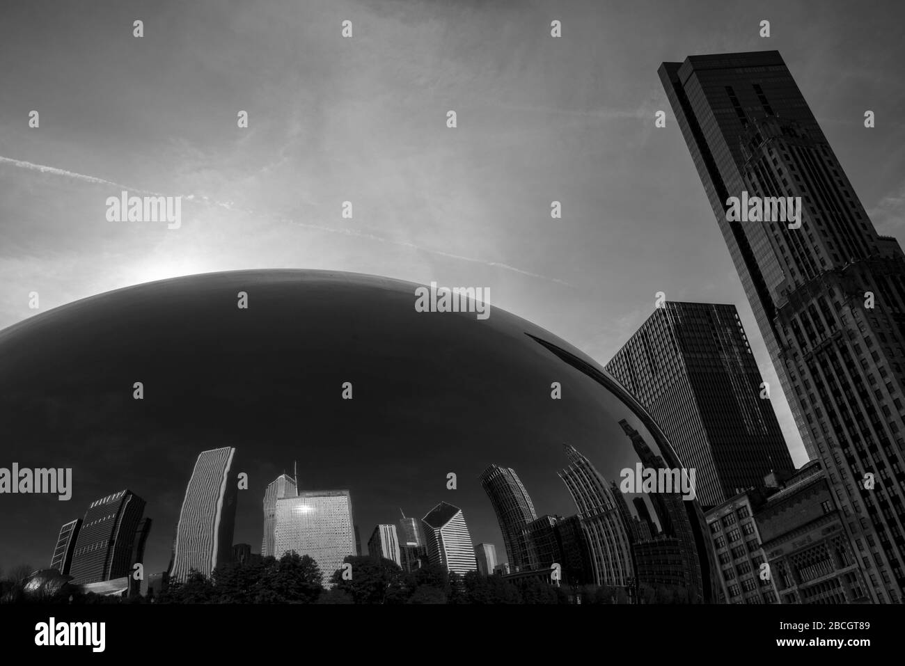 Chicago, il, USA - 9 Novembre 2019 - il Cloud Gate (noto anche come Bean), una delle principali attrazioni di Chicago Foto Stock