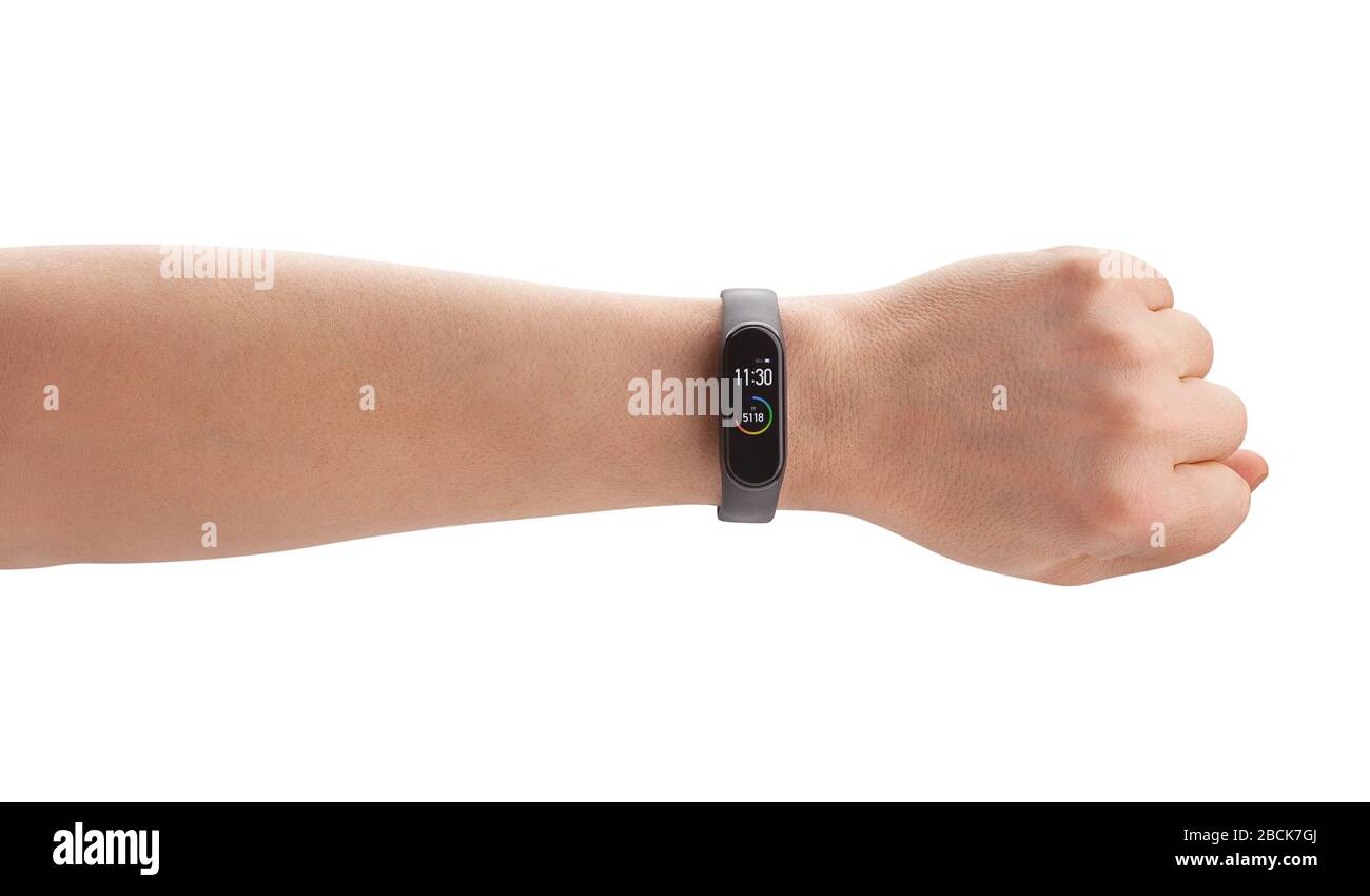 fitness tracker in banda intelligente sul percorso del polso isolato su bianco Foto Stock