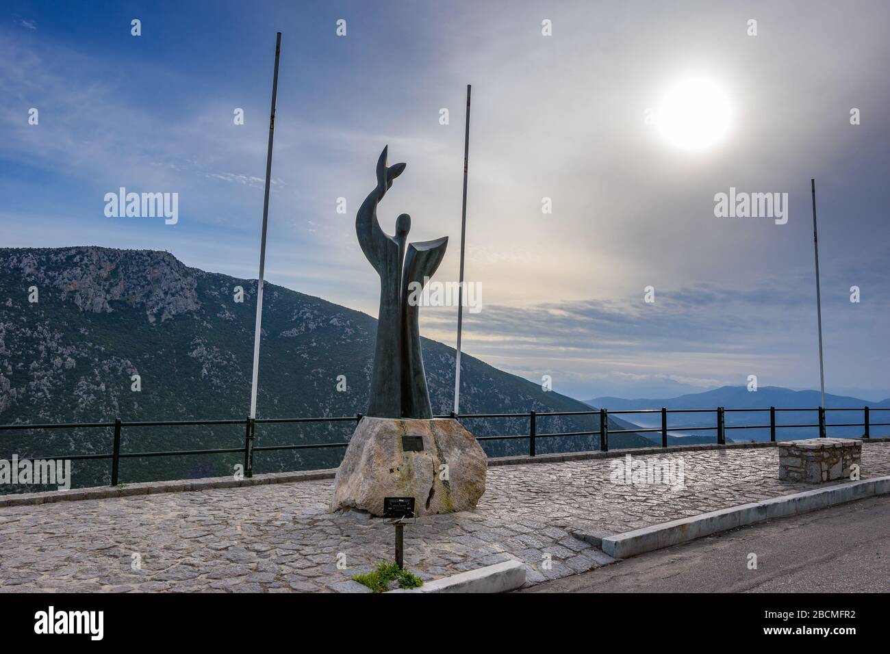 La scultura di Prometheus a Titan, eroe della cultura, e figura ingannevole che è accreditata con la creazione di uomo da argilla e che sfida gli dei. Foto Stock