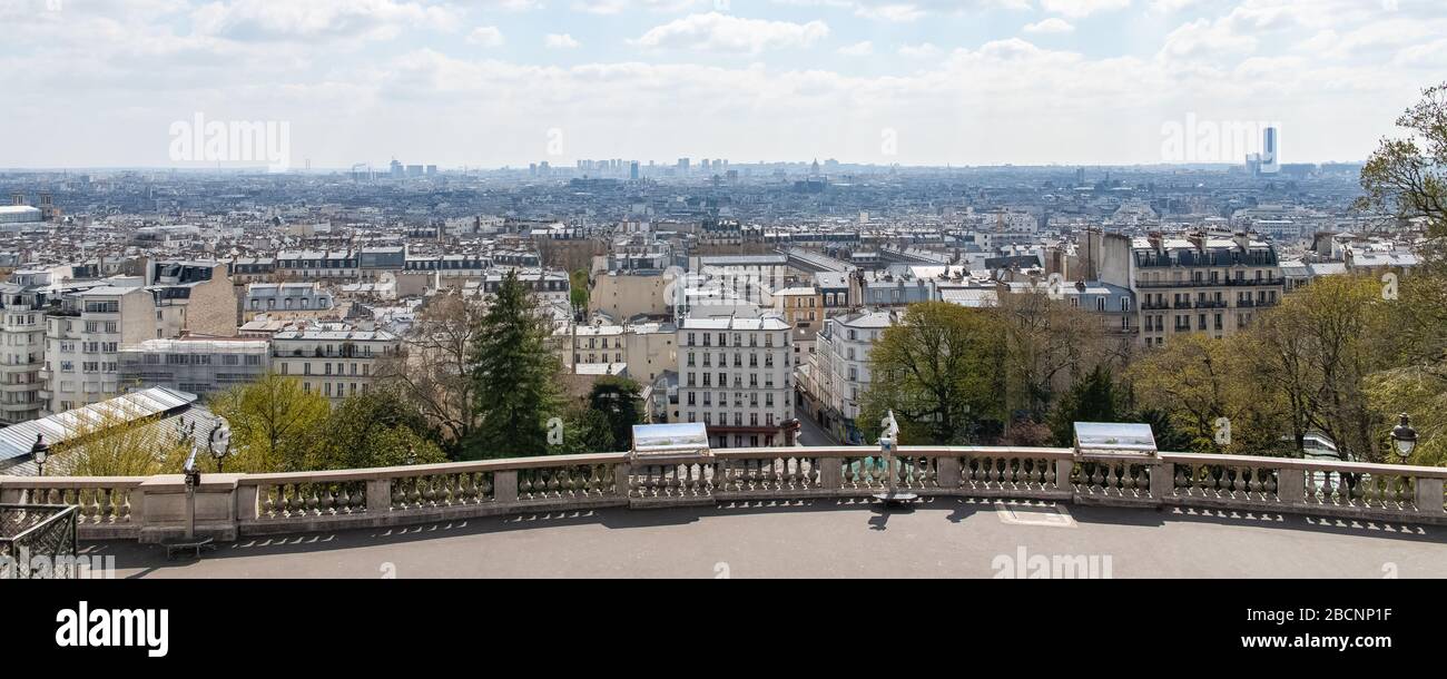 Parigi, panorama della città, dalla scala di Montmartre, vista tipica Foto Stock