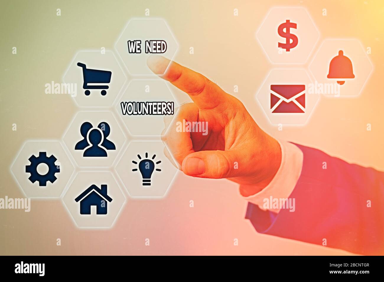 La scrittura della nota mostra che abbiamo bisogno di volontari. Il concetto di business per qualcuno che fa lavorare senza essere pagati per farlo Foto Stock