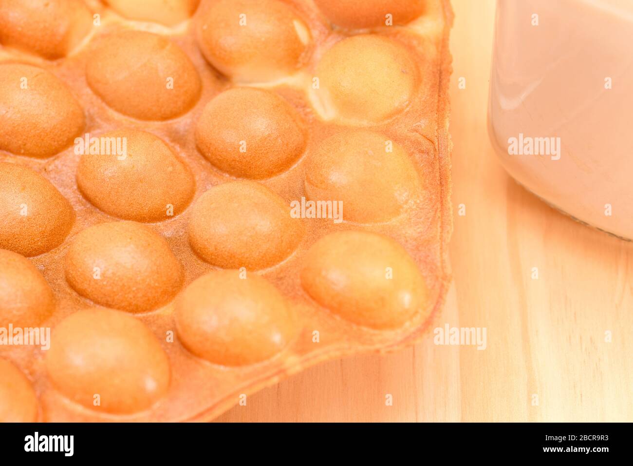 Tradizionale Hong Kong waffle morbido e croccante dal forno, Hong Kong Egg, uovo puff Foto Stock