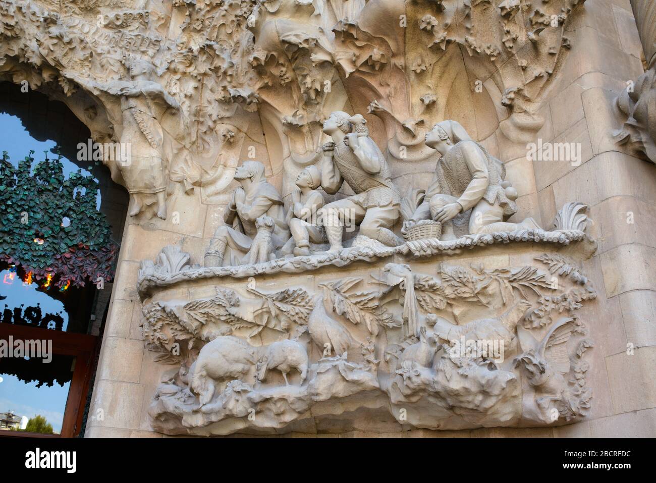 Particolare della Sagrada Familia (tempio degli Expiatori de la Sagrada Familia) a Barcellona, Spagna. Progettato da Antoni Gaudi, patrimonio mondiale dell'UNESCO Foto Stock