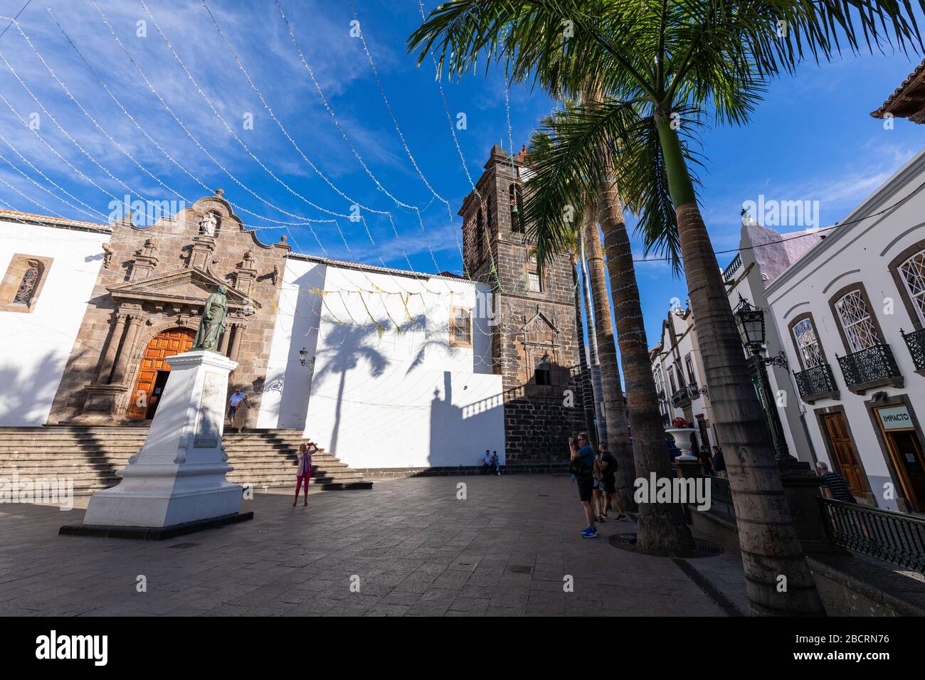Antico chuch barocco di Iglesia El Salvador nel centro di Santa Cruz De la Palma. Isole Canarie, Spagna. Foto Stock