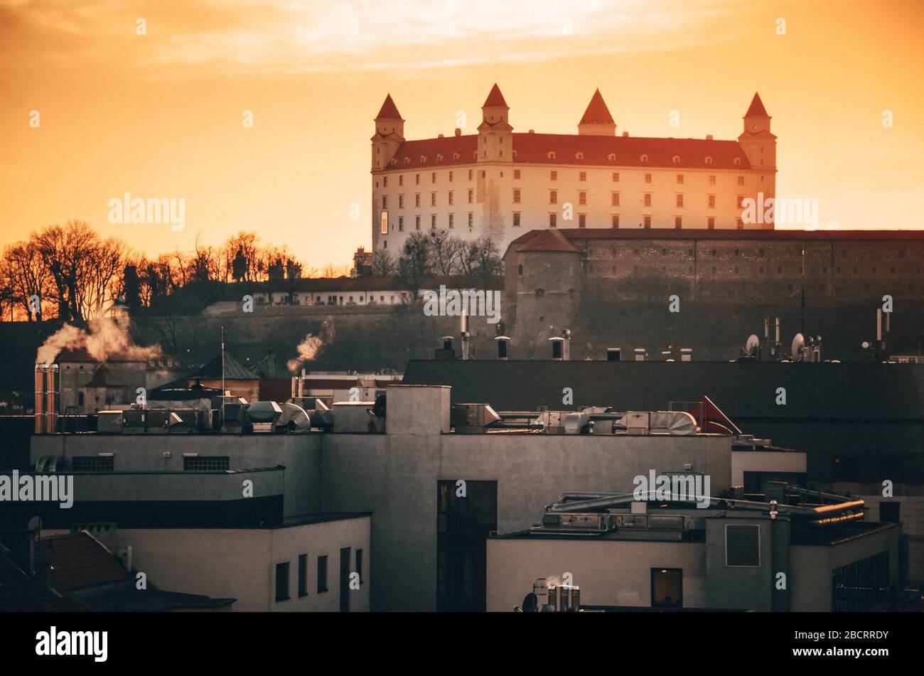Castello di bratislava - Slovacchia. In ultima sera luce Foto Stock