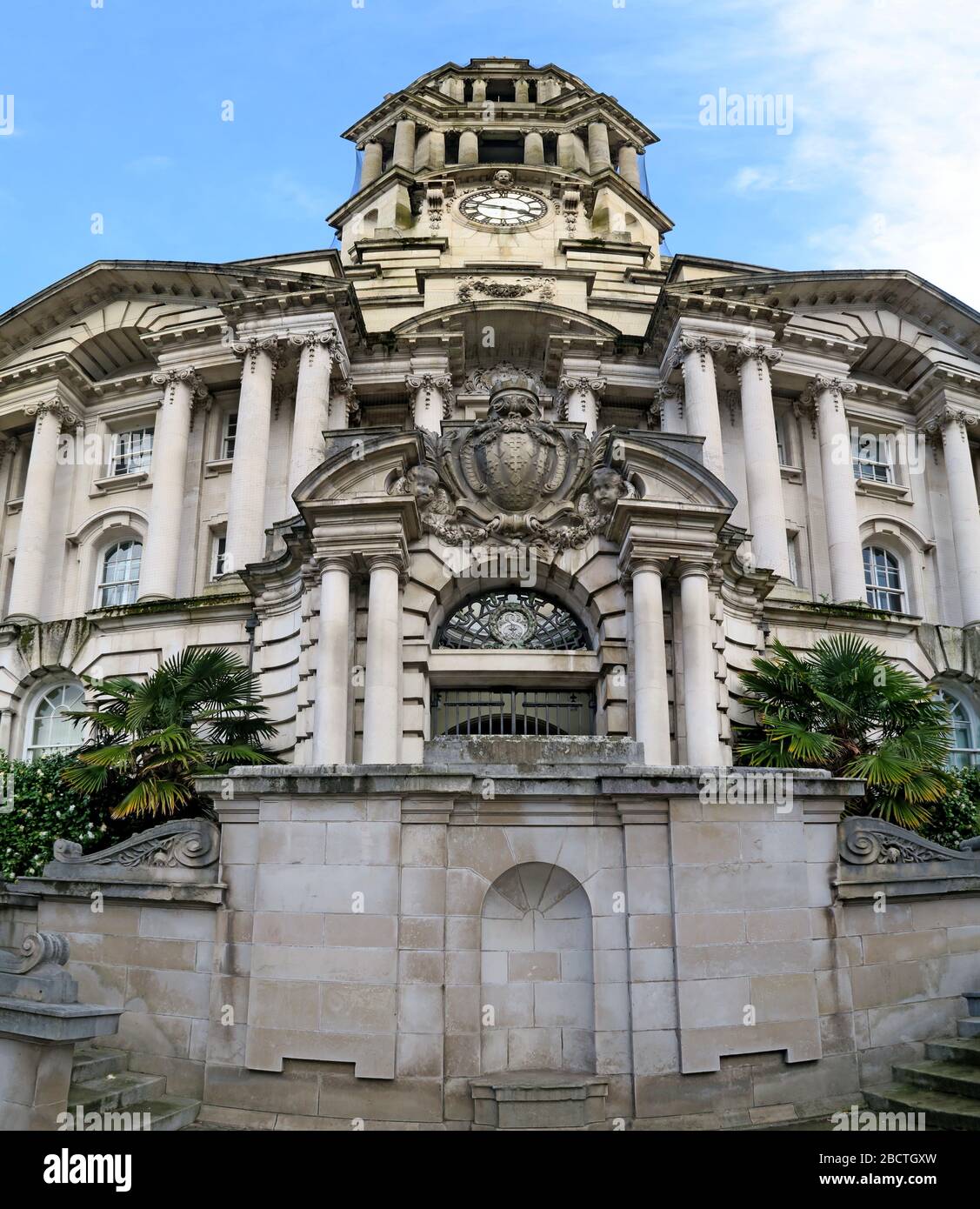 Stockport Town Hall, progettato da Sir Alfred Brumwell Thomas, The Wedding Cake, Edward St, Stockport, Greater Manchester, Cheshire, England, UK, SK1 3XE Foto Stock