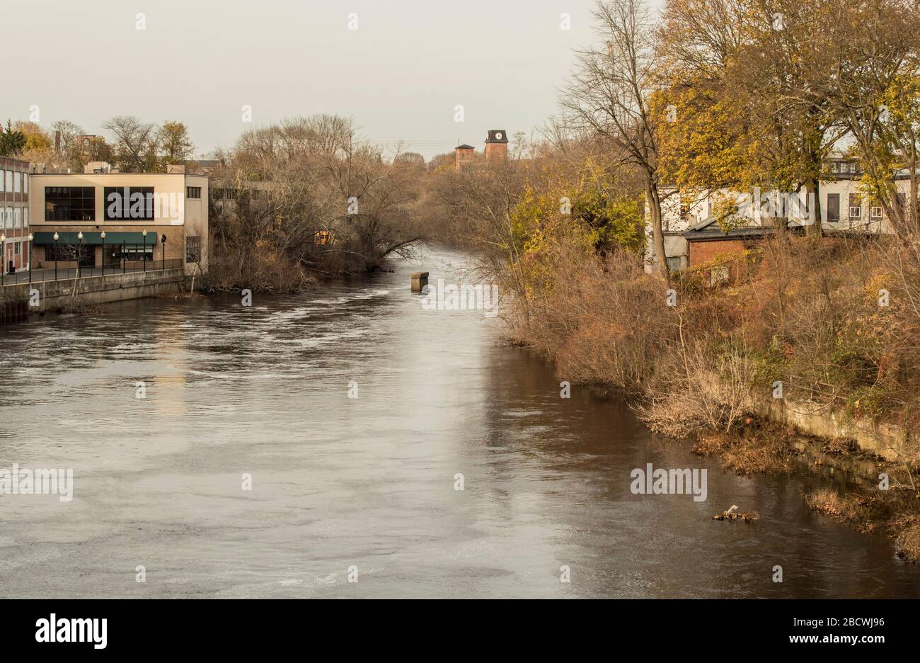 È un'estensione marea del fiume Providence. Circa 5 miglia di lunghezza il suo nome significa 'Oca Nera'. Questa valle del fiume inizia in Massachusetts. Foto Stock