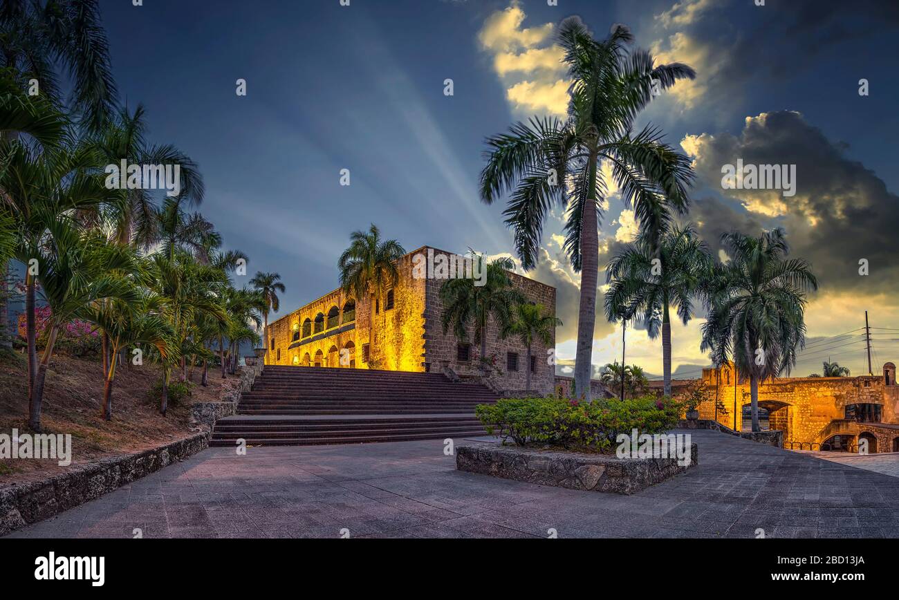 Santo Domingo, Repubblica Dominicana. Columbus Alcazar è la più antica residenza viceregale in America Foto Stock