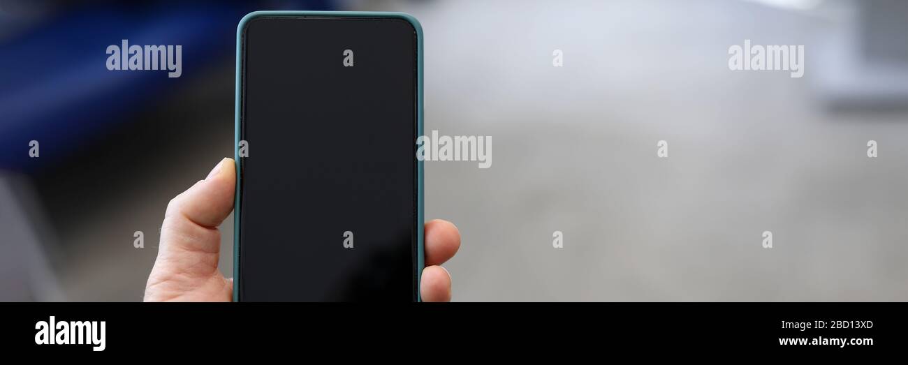 Uomo e telefono bloccato Foto Stock