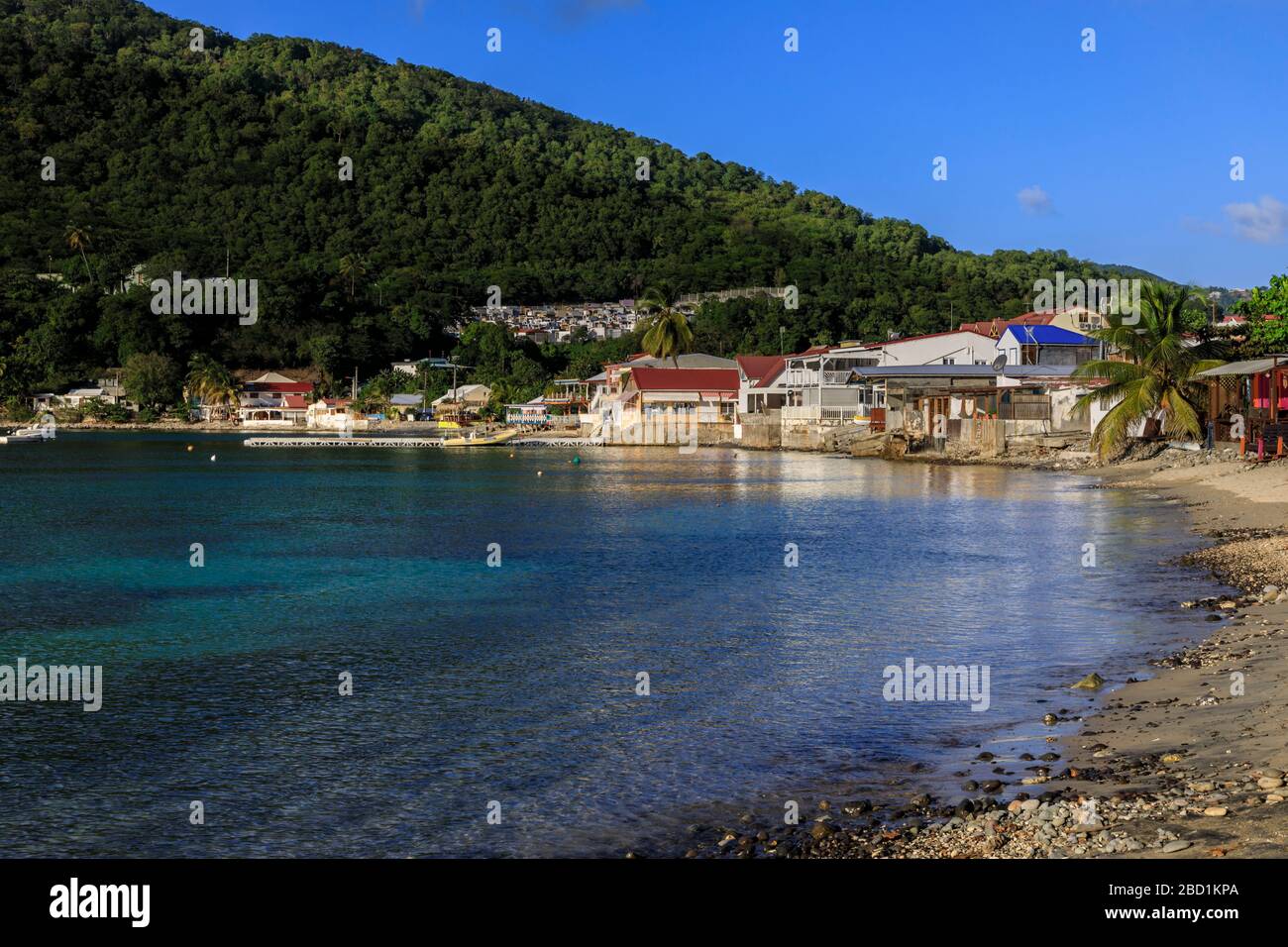 Deshaies Waterfront, Death in Paradise location, Saint Marie, basse Terre, Guadalupa, Isole Leeward, Indie Occidentali, Caraibi, America Centrale Foto Stock