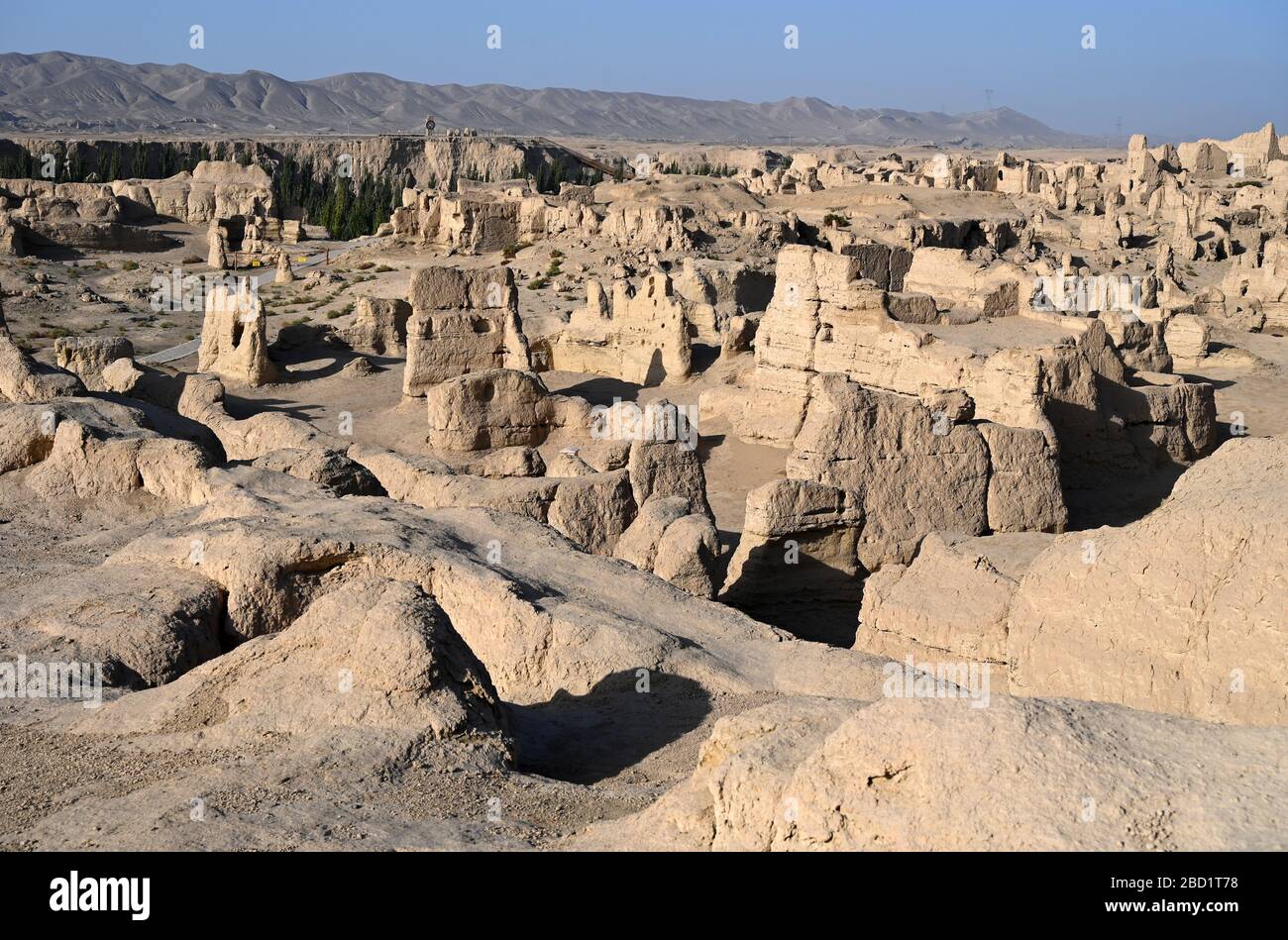 Rovine di Jiaohe Silk Road città, antica capitale di Turfan, Xinjiang Uyghur regione autonoma, Cina, Asia Foto Stock