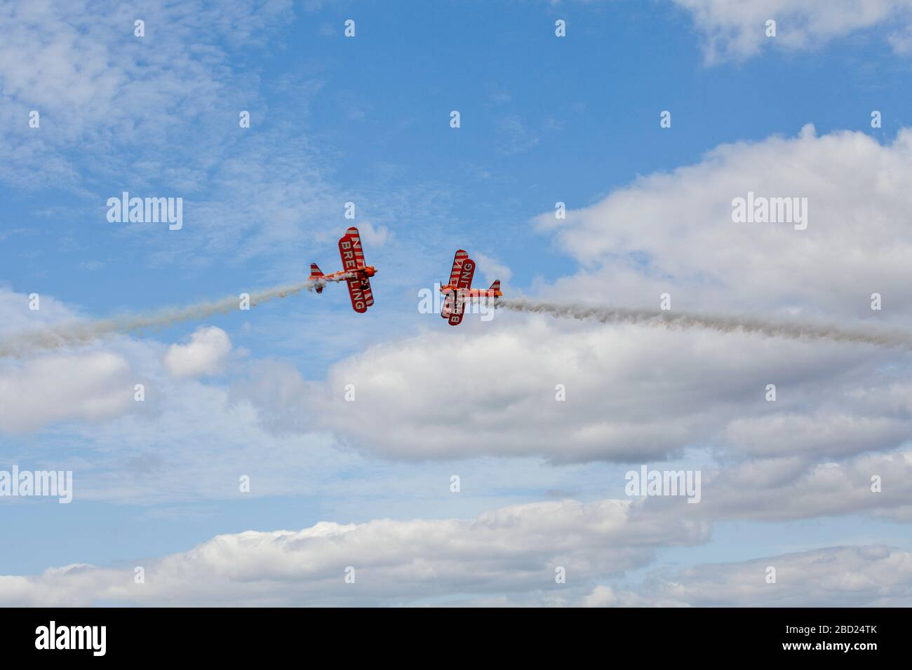 Breitling Wingwalkers Biggin Hill Airshow di Foto Stock