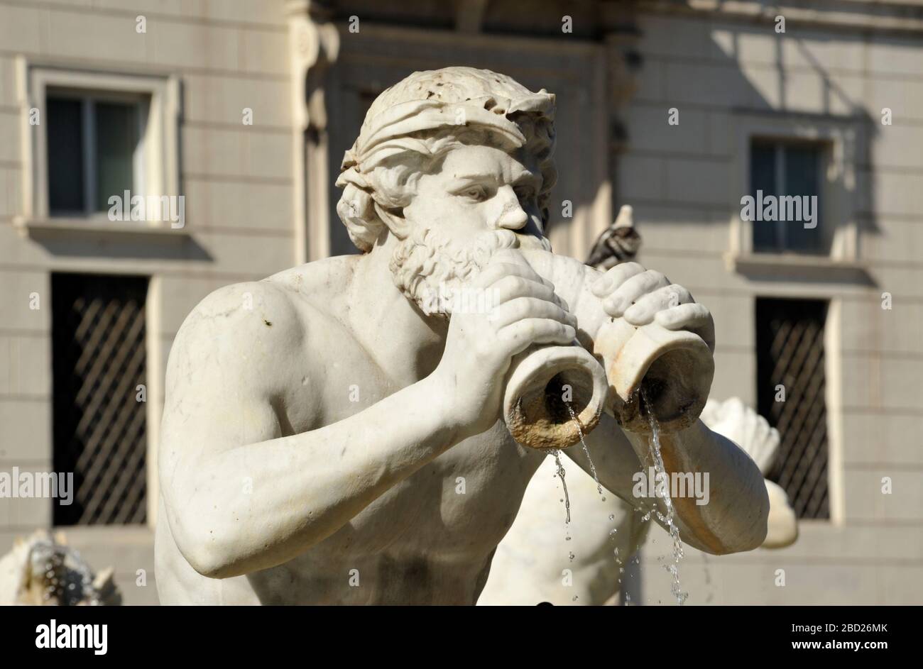 Italia, Roma, Piazza Navona, primo piano fontana Moro Foto Stock