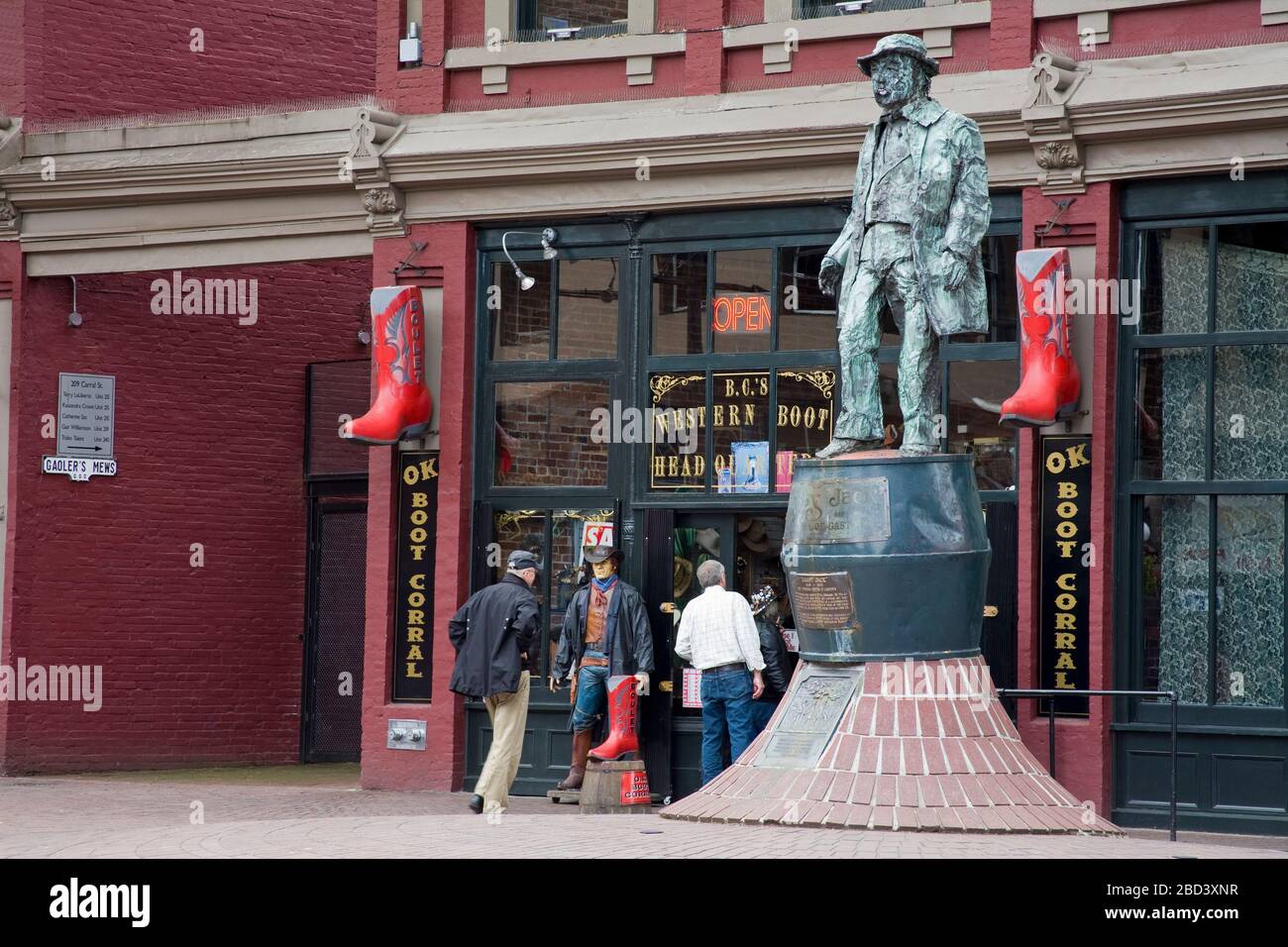 Statua di Gassy Jack in Maple Tree Square, Gastown District, Vancouver, British Columbia, Canada, Nord America Foto Stock