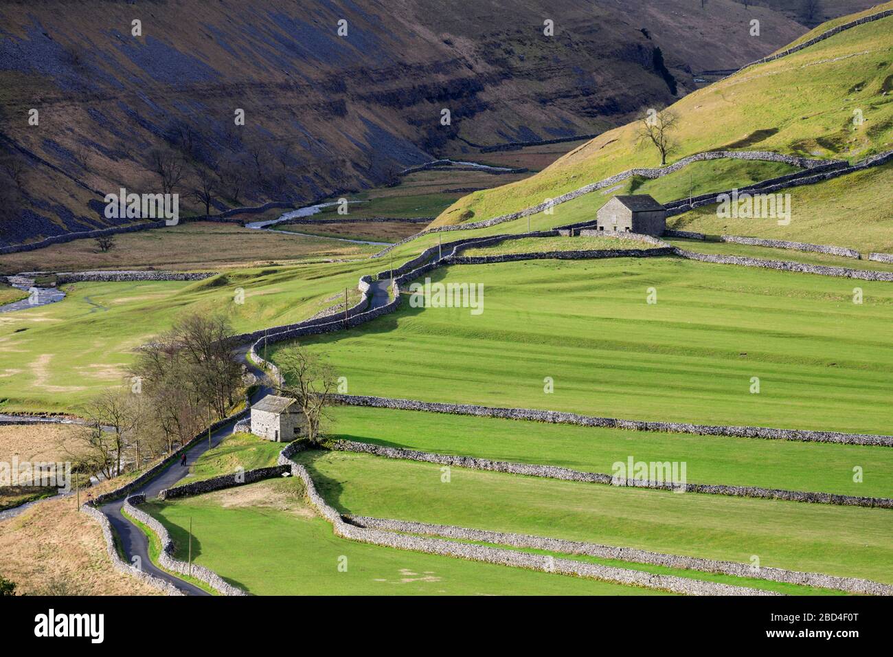 Brootes Lane ad Arncliffe nel Yorkshire Dales National Park Foto Stock