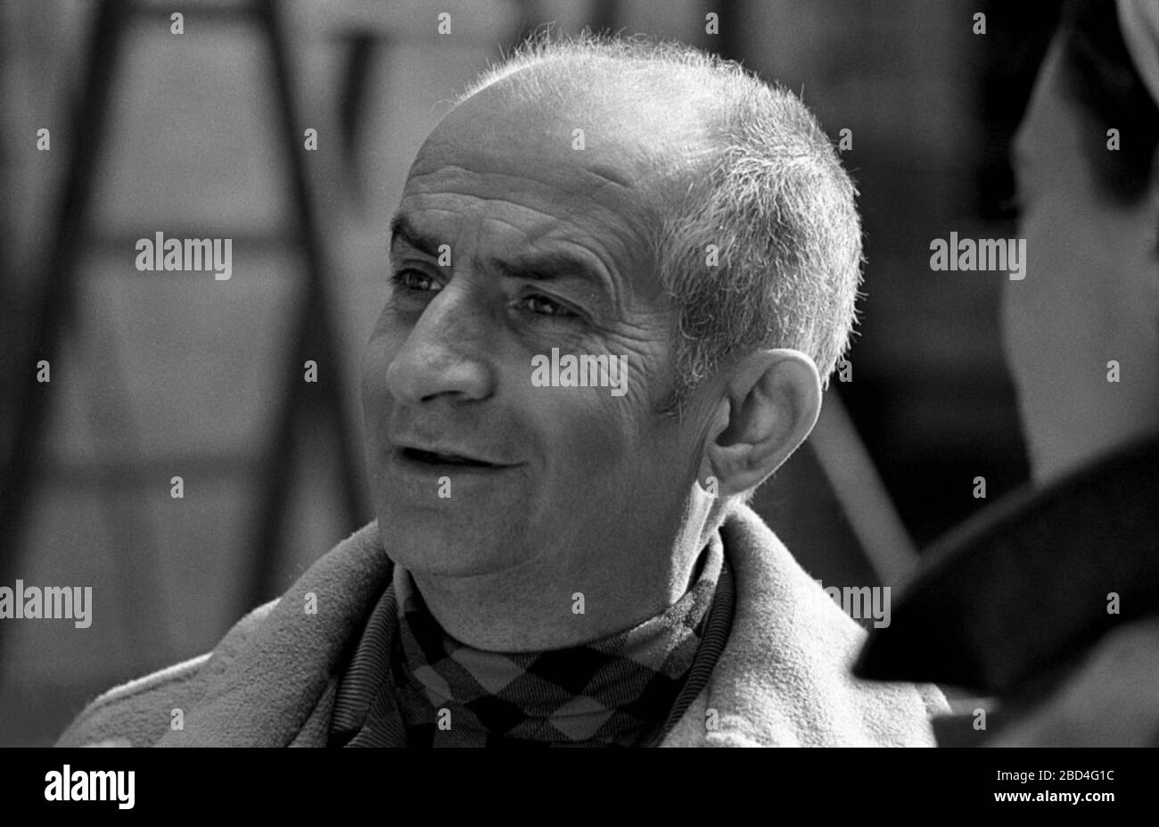 L'attore francese Louis de Funès è girato in primo piano sul set del film l'homme orchestre (diretto da Serge Korber). Bassano Romano (Viterbo), Italia, marzo 1970. Foto Stock
