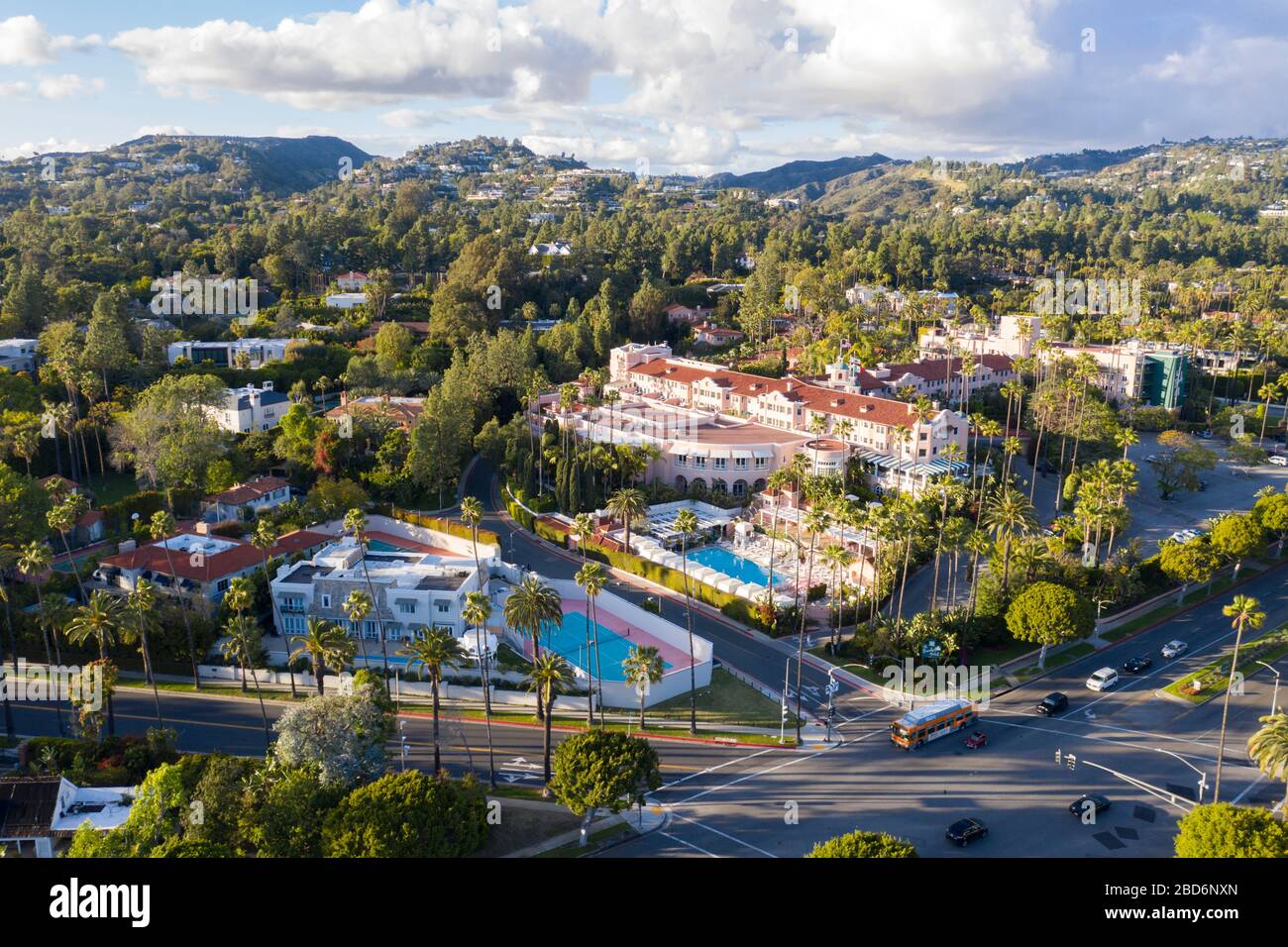 Vista aerea dell'esclusivo hotel storico di Beverly Hills su Sunset Boulevard Foto Stock