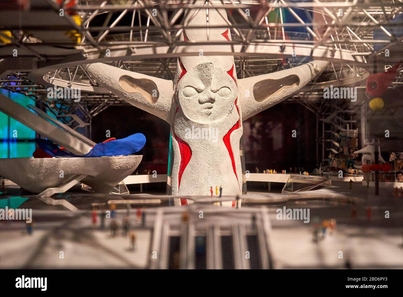 Modello di scultura dall'aspetto strano nell'expo di Osaka Foto Stock
