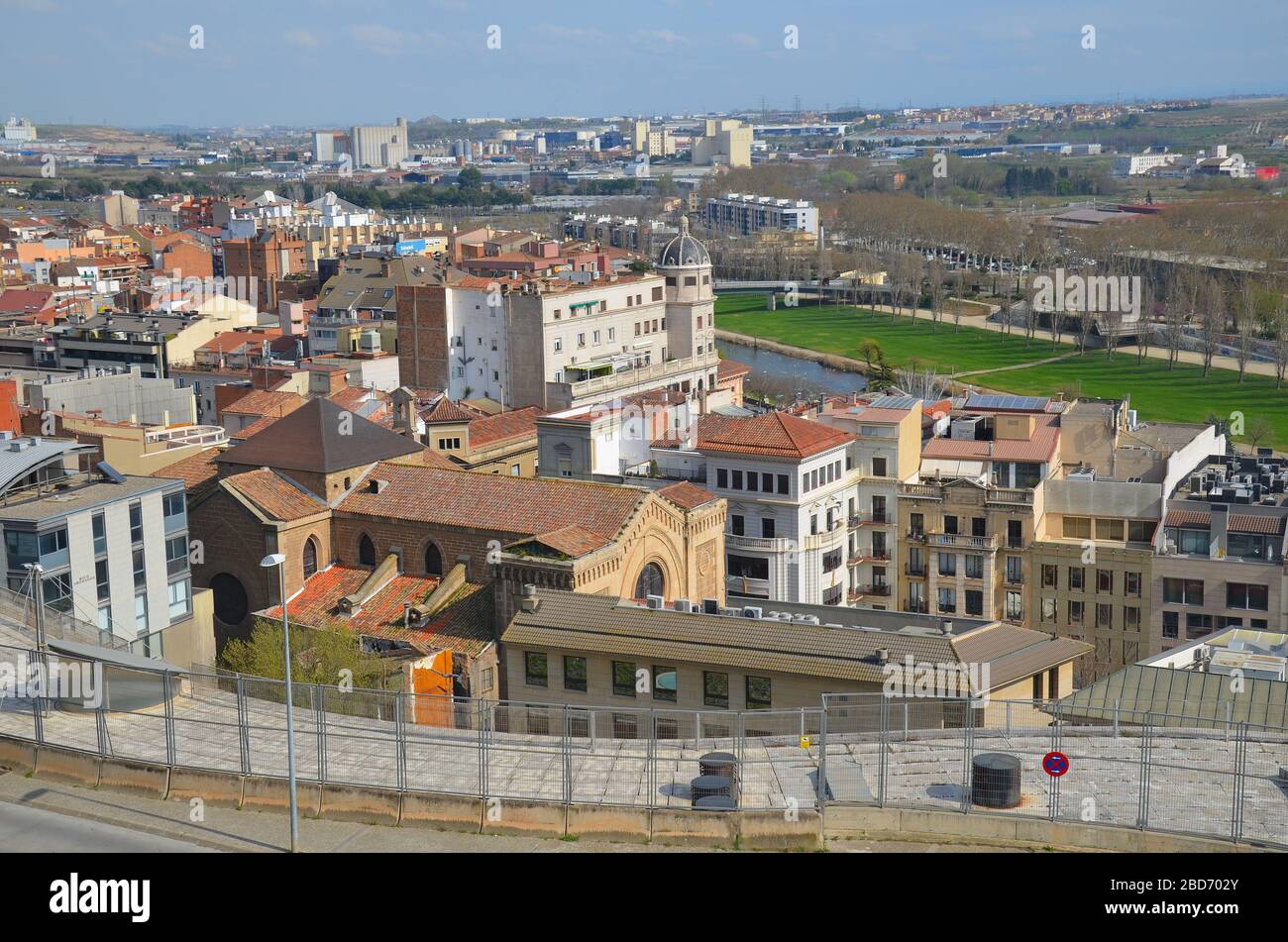 Die Stadt Lleida (Lerida) in Katalonien, Spanien: Blick von der Burg Seu Vella auf die Stadt, Panorama Foto Stock