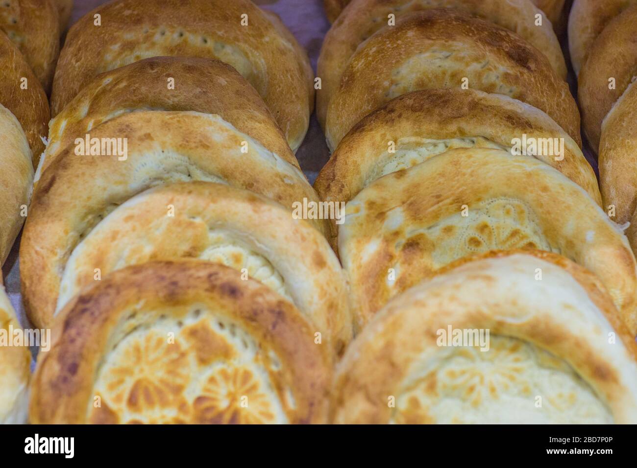 Tandyr nan o lepeshka, pane asiatico tradizionale Foto Stock