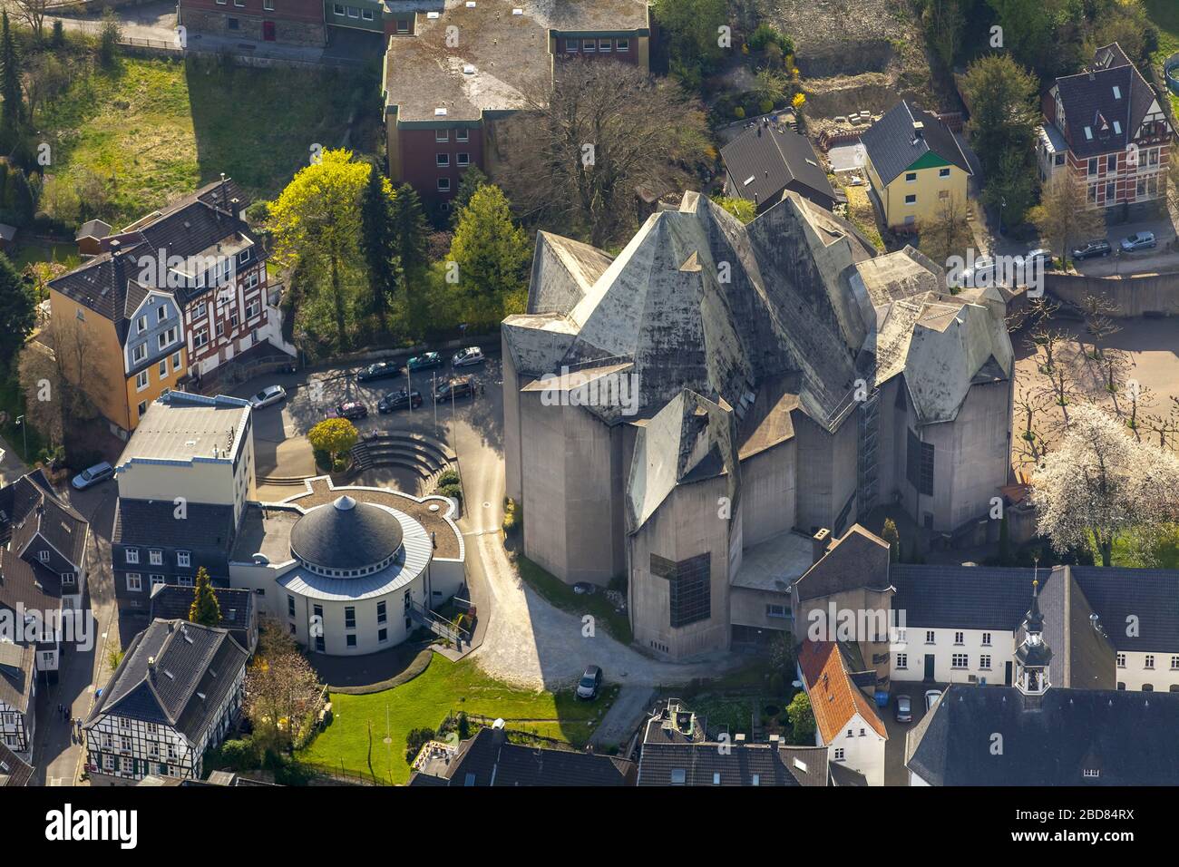 , Nevigeser Wallfahrtsdom in Velbert, 24.04.2015, vista aerea, Germania, Renania settentrionale-Vestfalia, Bergisches Land, Velbert Foto Stock