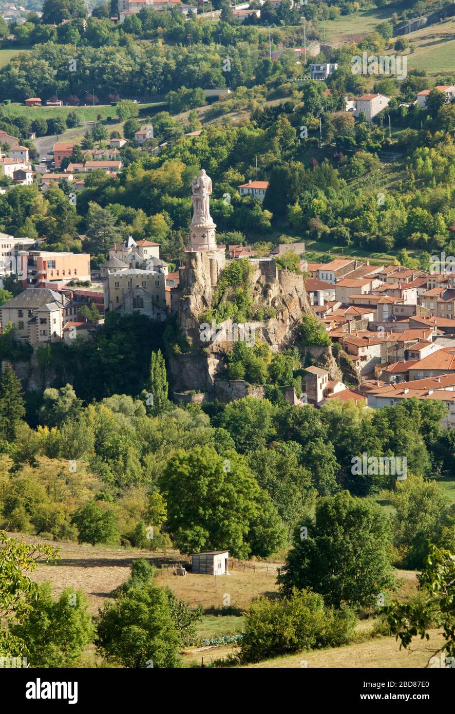Veduta aerea San Giuseppe statua Bonne Valle Puy en Velay Auverne Rodano Alpi Francia Foto Stock