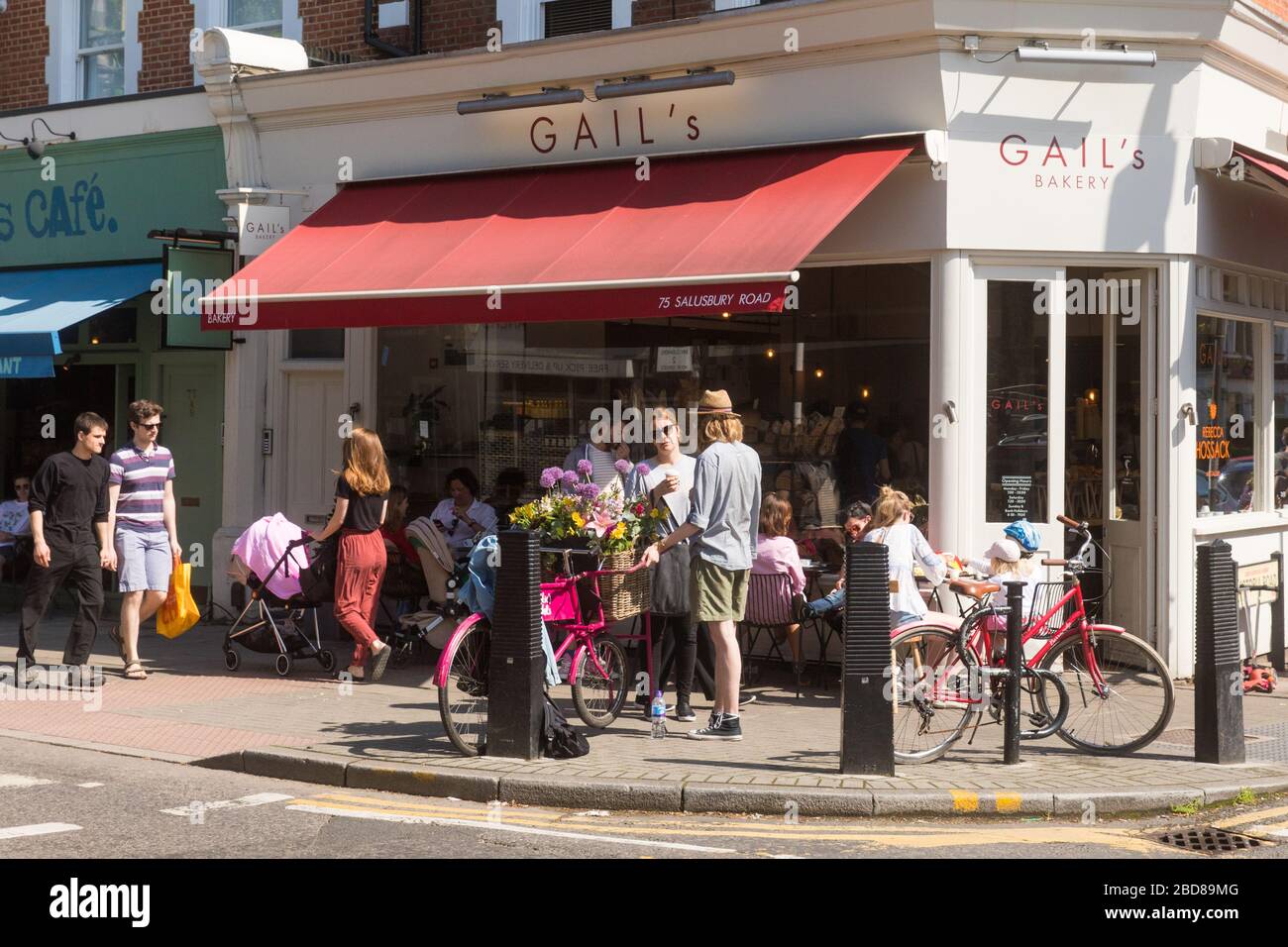 Gail's Bakery presso Queen's Park Salisbury Road Foto Stock