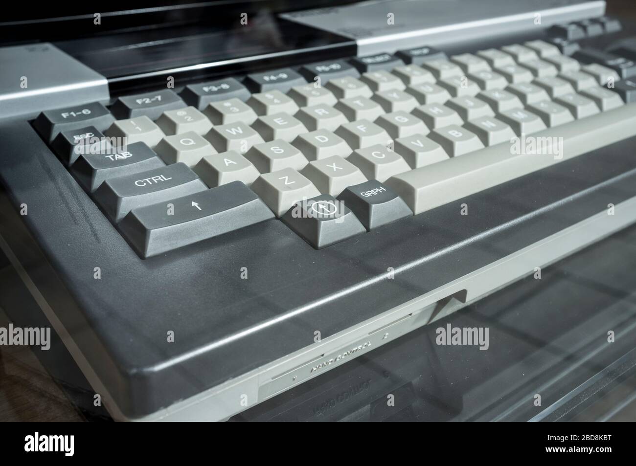 Vecchio computer di casa 1984, famiglia MSX 1. Primo piano Foto Stock