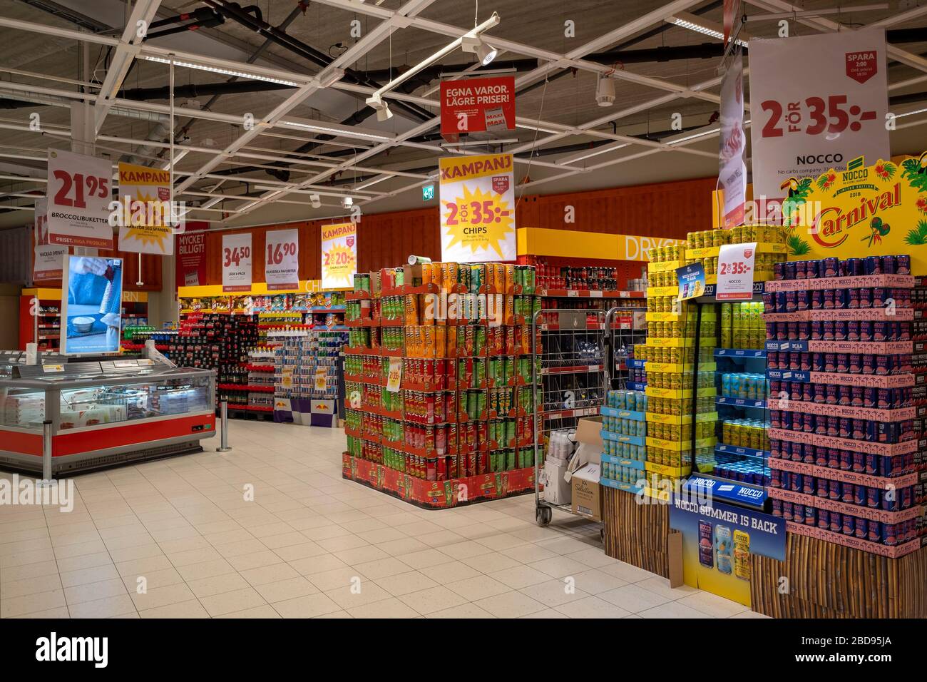 Supermercato Maxi ICA Stormarknad a Stoccolma, Svezia, Europa Foto Stock