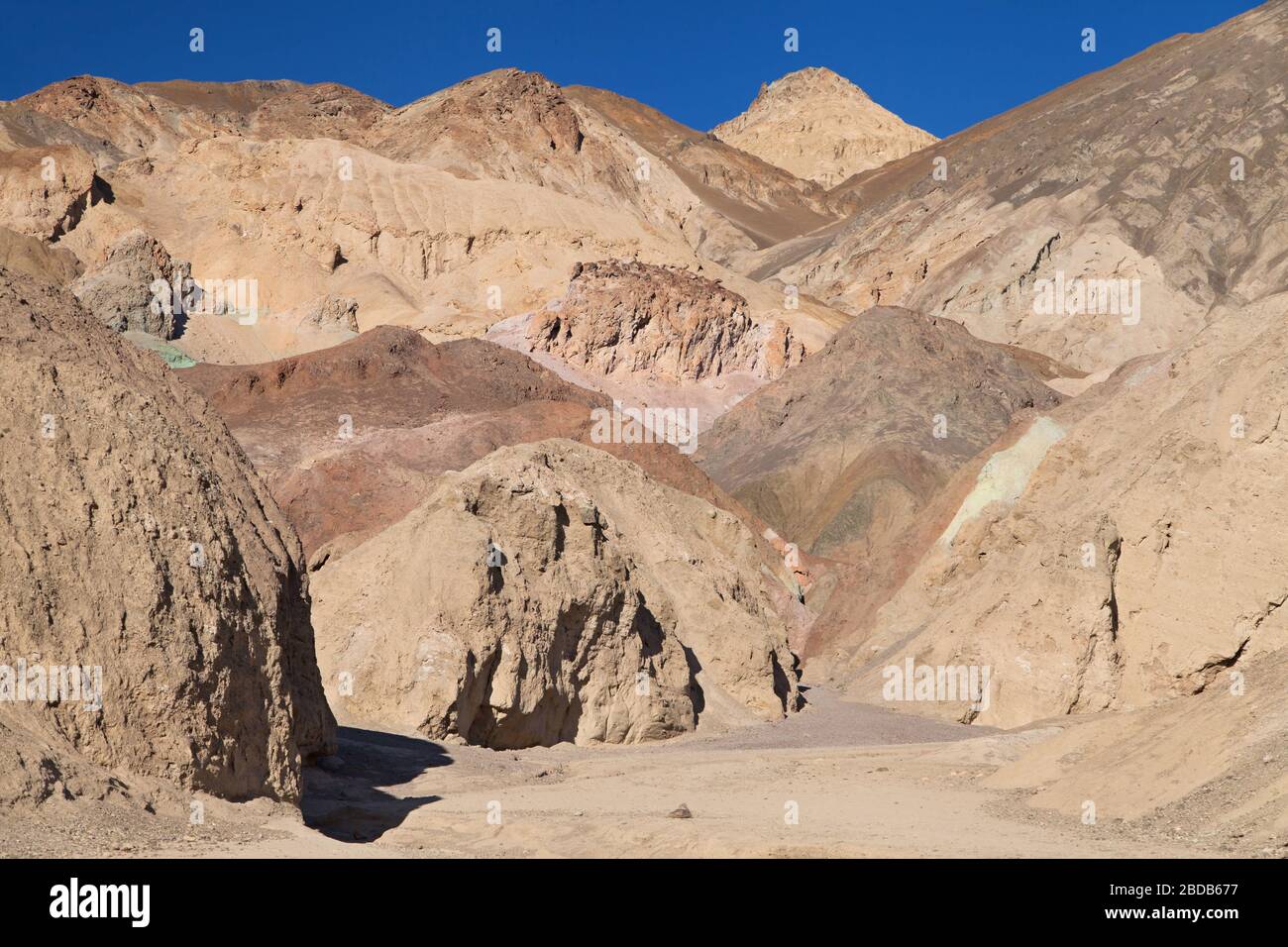 Burrone colorato all'Artist's palette, Death Valley National Park, California, Stati Uniti. Foto Stock