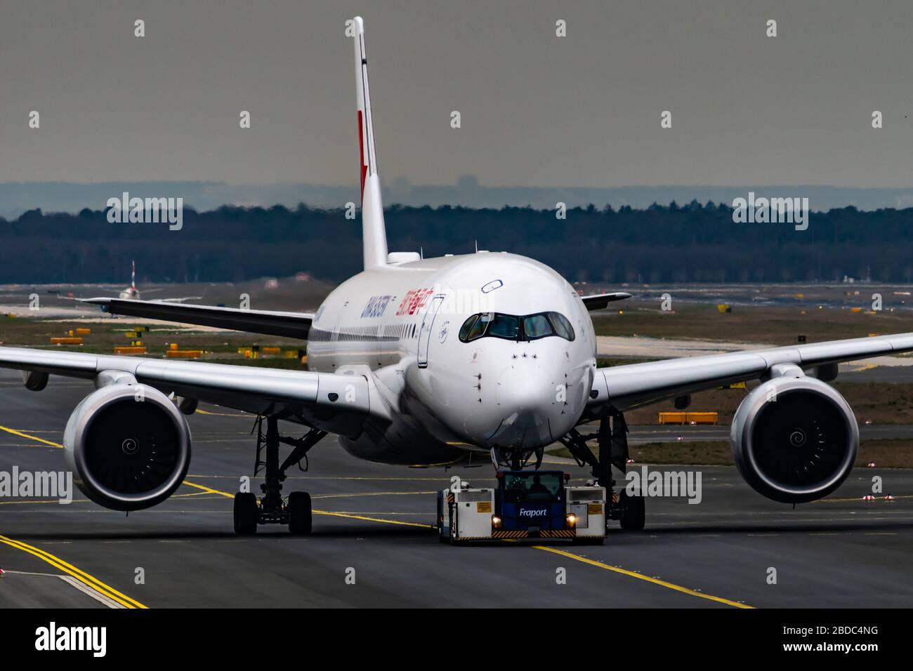 China Eastern Airlines Airbus A350-900 B-304N all'aeroporto di Francoforte Foto Stock