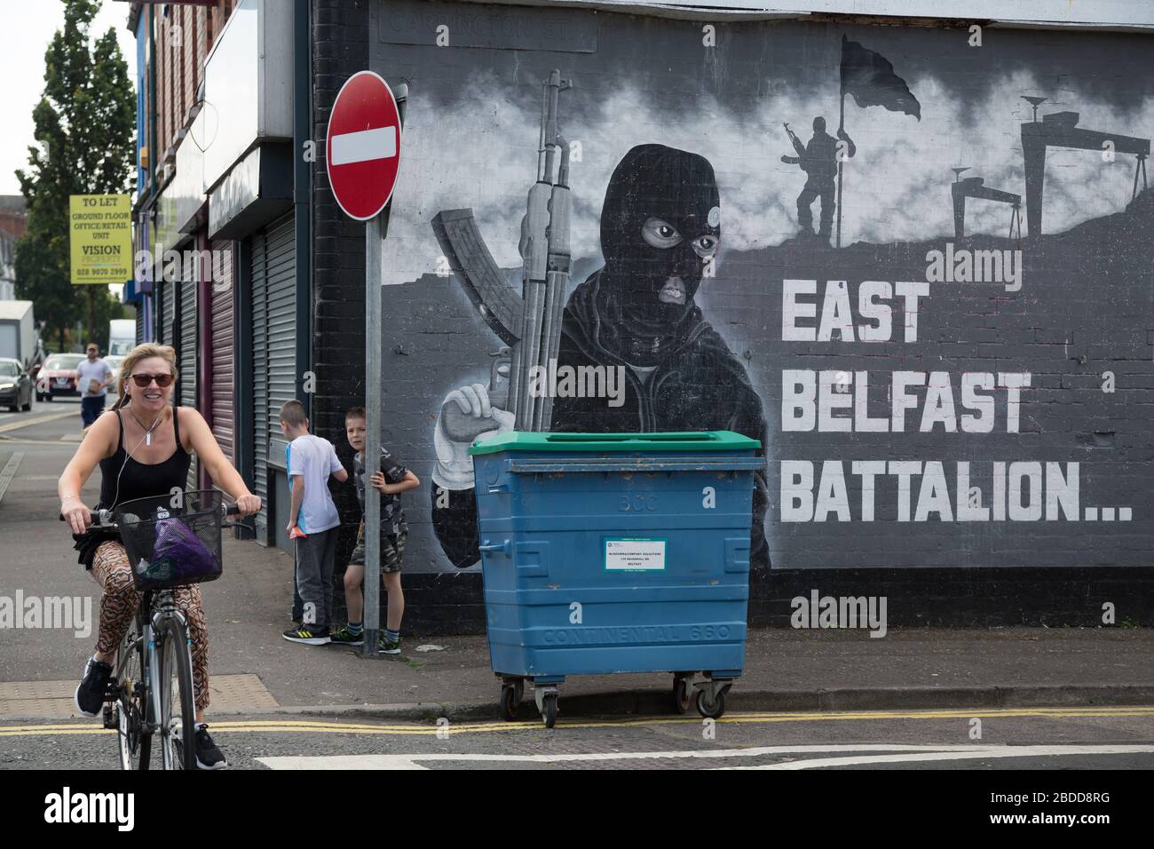 15.07.2019, Belfast, Irlanda del Nord, Gran Bretagna - militante, politico murale, protestante Belfast Est. 00A190715D016CAROEX.JPG [VERSIONE MODELLO: NO, Foto Stock