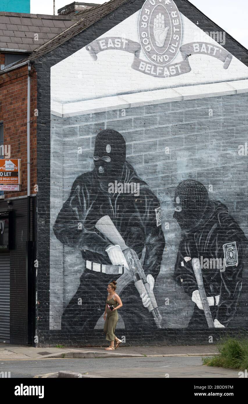 15.07.2019, Belfast, Irlanda del Nord, Gran Bretagna - militante, murale politico dell'UVF, protestante Belfast Est. L'UVF (Ulster Volontarii Force, Foto Stock
