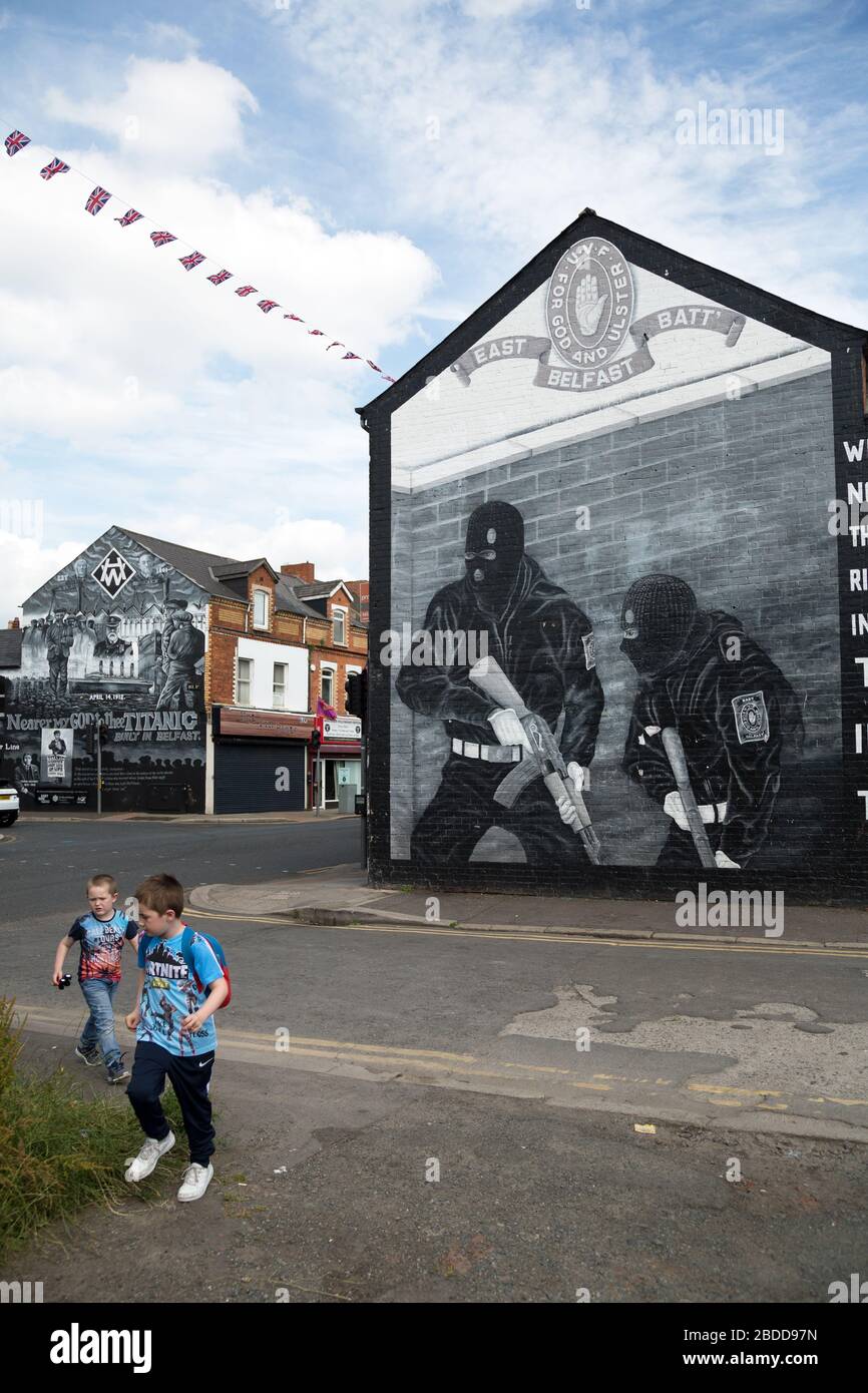 15.07.2019, Belfast, Irlanda del Nord, Gran Bretagna - militante, murale politico dell'UVF, protestante Belfast Est. L'UVF (Ulster Volontarii Force, Foto Stock