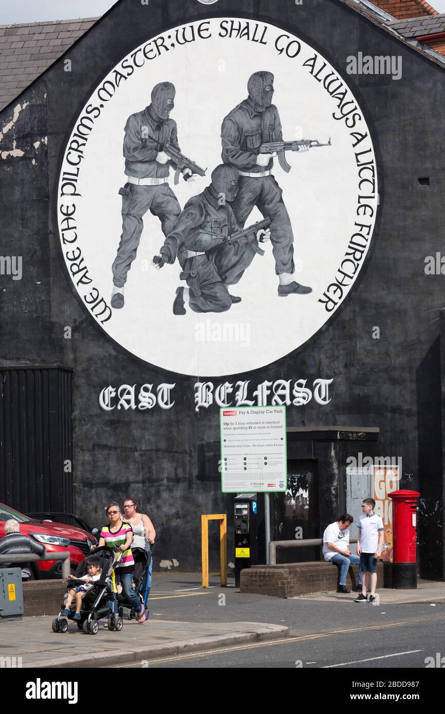 15.07.2019, Belfast, Irlanda del Nord, Gran Bretagna - militante, murale politico dell'UVF, protestante Belfast Est. L'UVF (Ulster Volontarii Force, Foto Stock