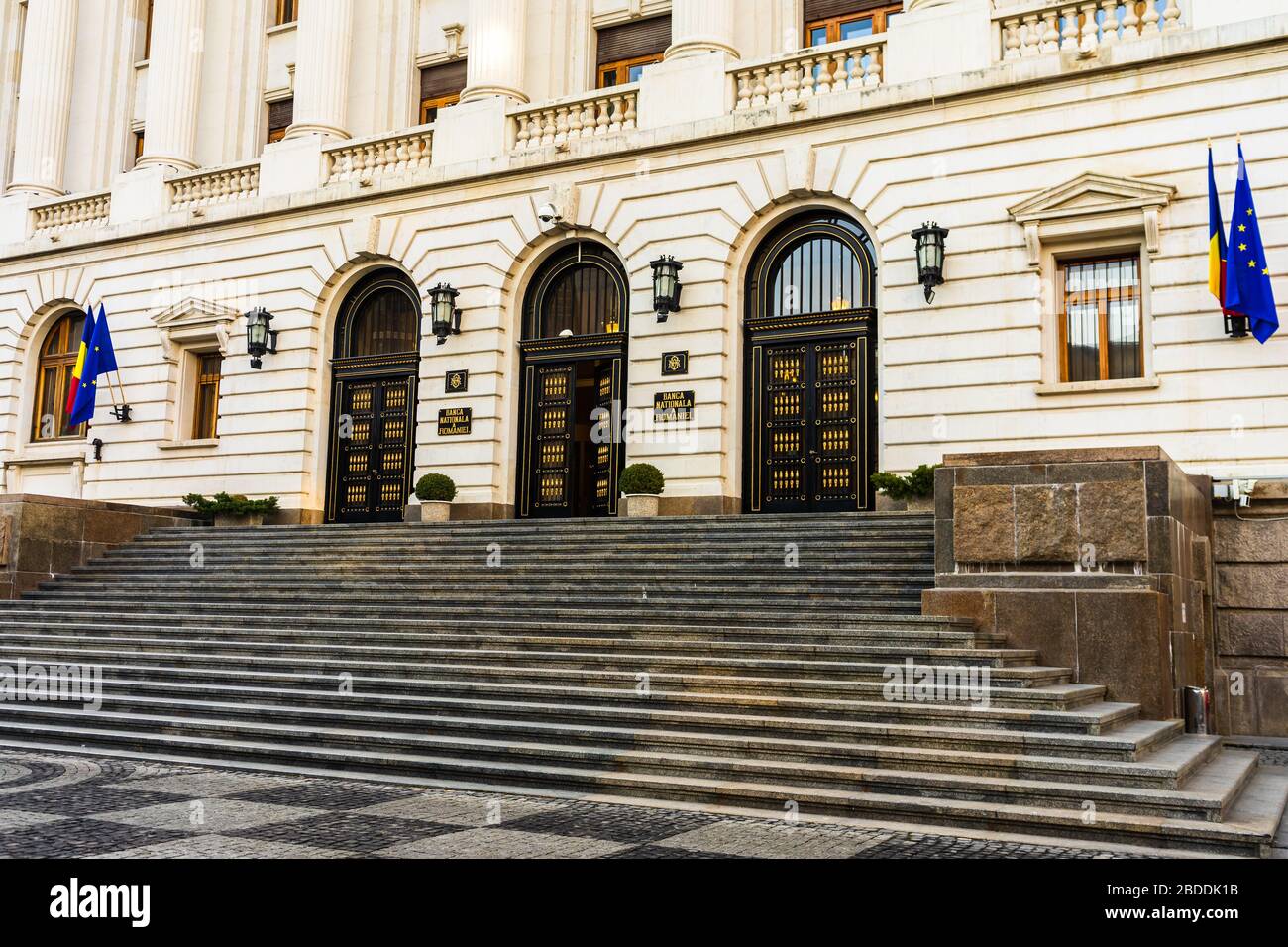 Banca nazionale di Romania (Banca Nationala a Romaniei). BNR è la banca centrale rumena. Sede centrale di BNR a Bucarest, Romania, 2020 Foto Stock