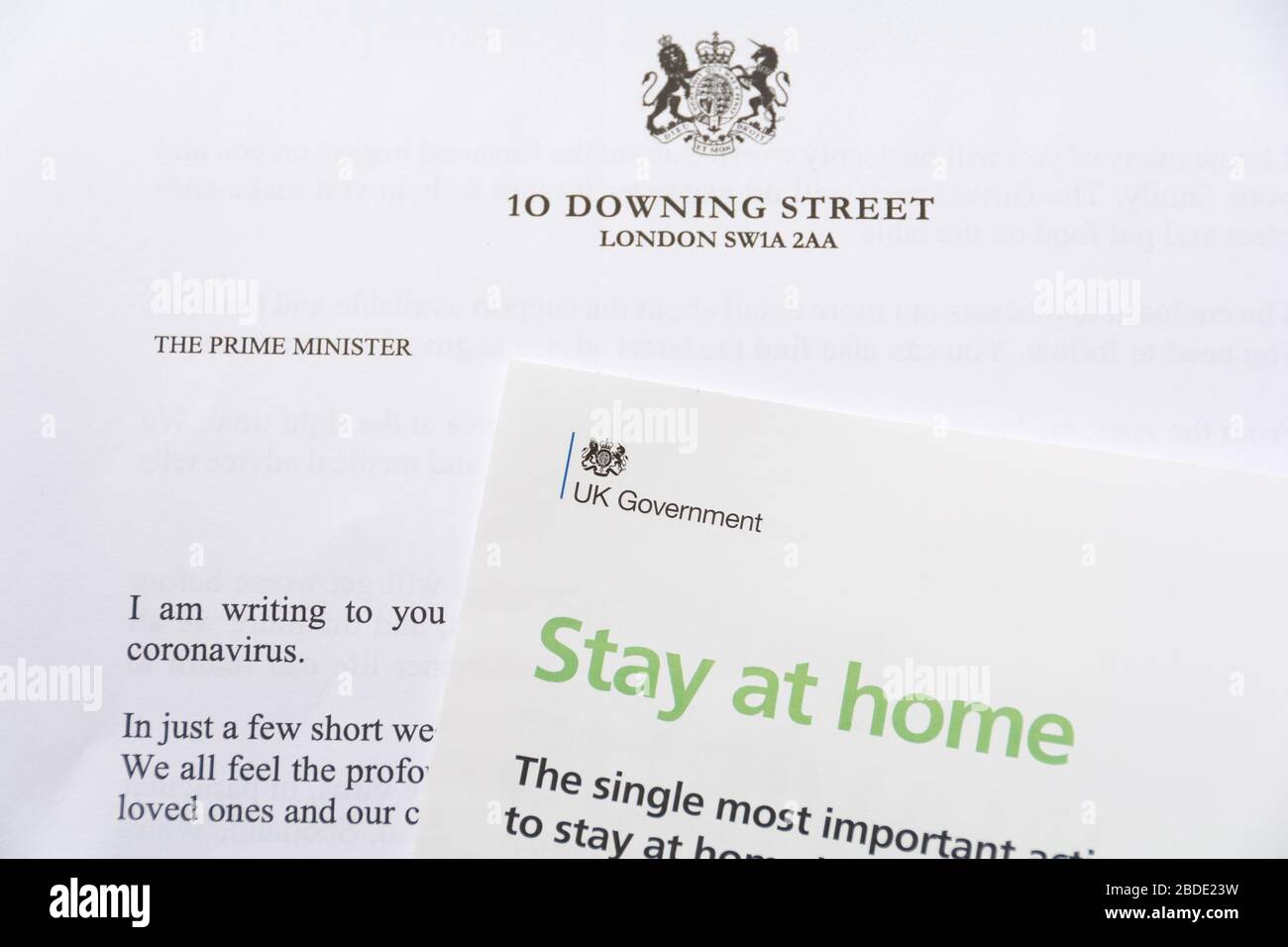Londra, Inghilterra, Regno Unito. 8 aprile 2020. Coronavirus lettera del primo Ministro britannico Boris Johnson arriva per posta © Benjamin John Foto Stock