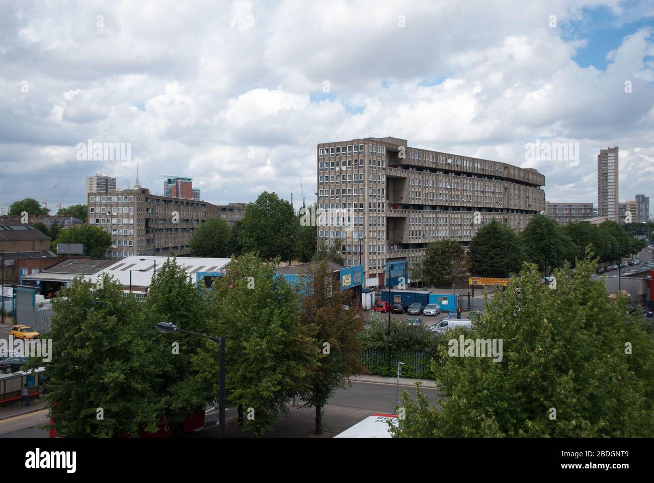 1970 Social Housing Estate Demolition Salva Campagna per Robin Hood Gardens, 129 Woolmore St, Poplar, Londra E14 0HG di Alison & Peter Smithson Foto Stock