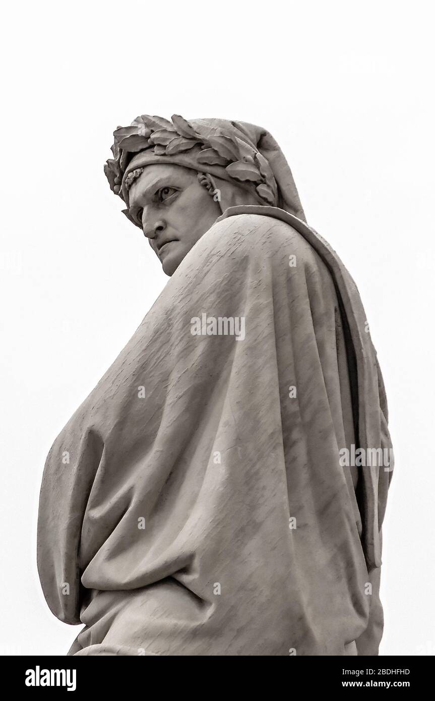 Monumento Dante Alighieri in Piazza S. Croce, Firenze, Toscana, Italia Foto Stock