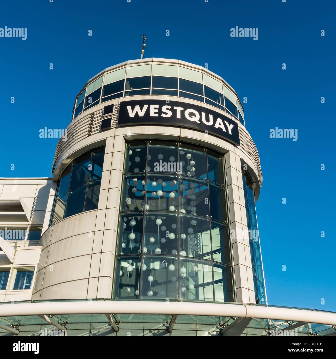 Southampton / Regno Unito - 14 dicembre 2019: Una foto del centro commerciale di Wesquay a Southampton, Regno Unito. Foto Stock