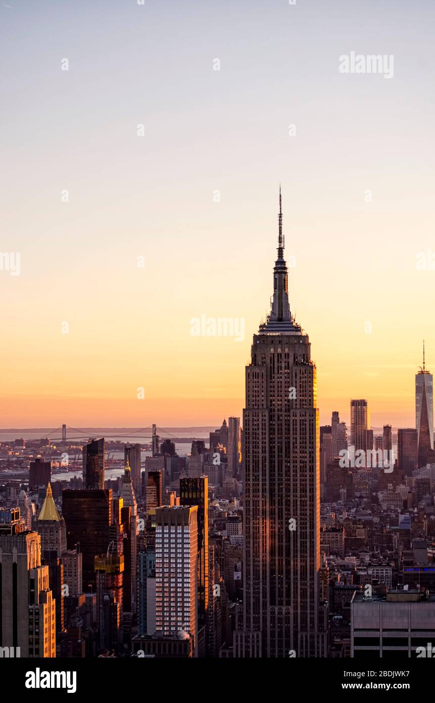 Paesaggio urbano di New York al tramonto Foto Stock