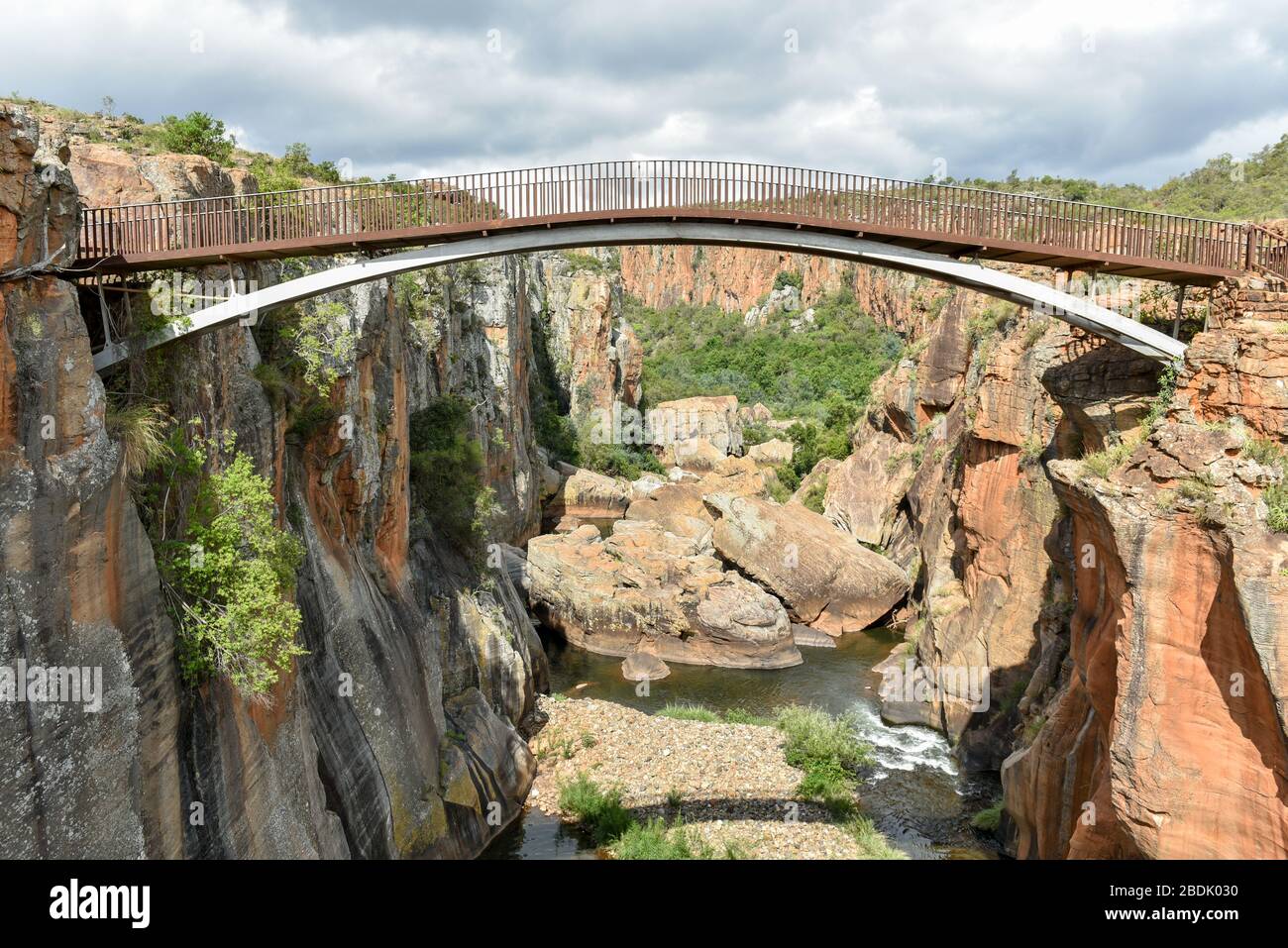 Bourke's Luck Potholes è un'attrazione turistica vicino al Blyde River Canyon 2 ° canyon più grande del mondo, sulla strada Panorama, Mpumalanga, Sud Africa Foto Stock