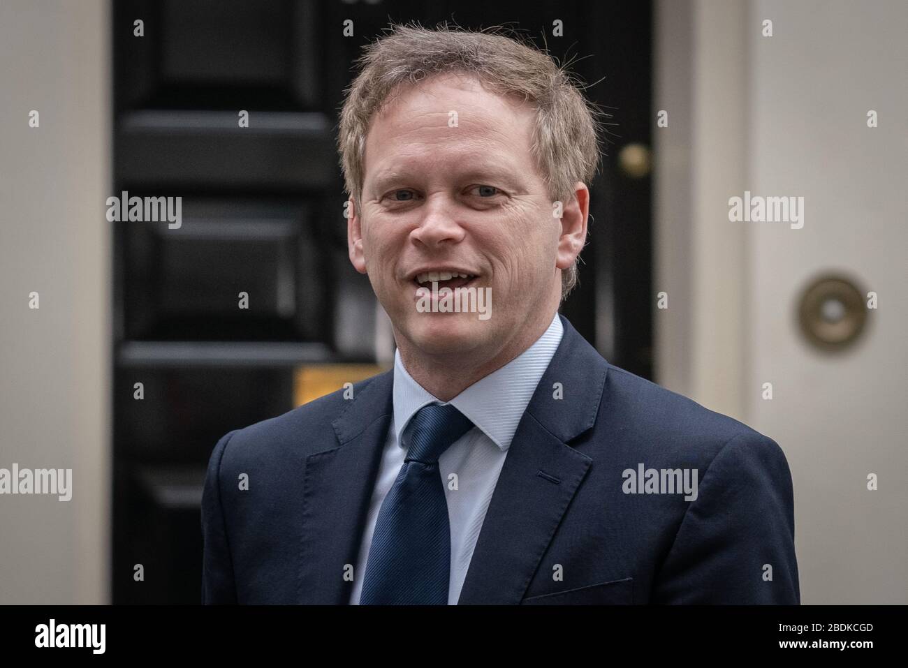 Grant Shapps MP per Welwyn Hatfield e il Segretario di Stato per i trasporti è visto arrivare a Downing Street il giorno di 2020 bilancio annuncio, Regno Unito Foto Stock