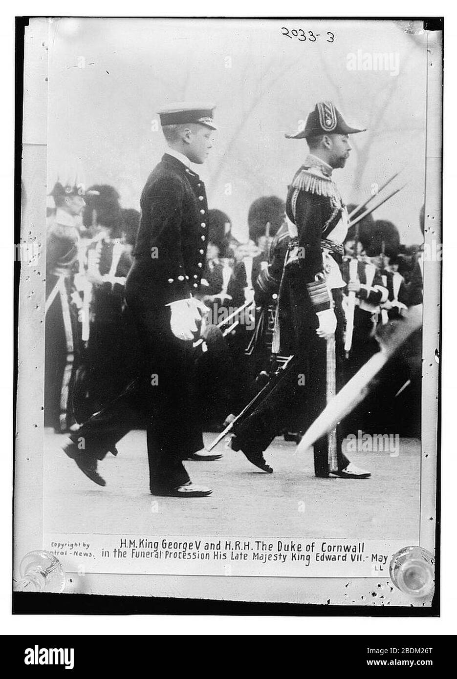 H.M. King George V e di S.A.R. il Duca di Cornovaglia nel corteo funebre della fine del re Edward VII Foto Stock