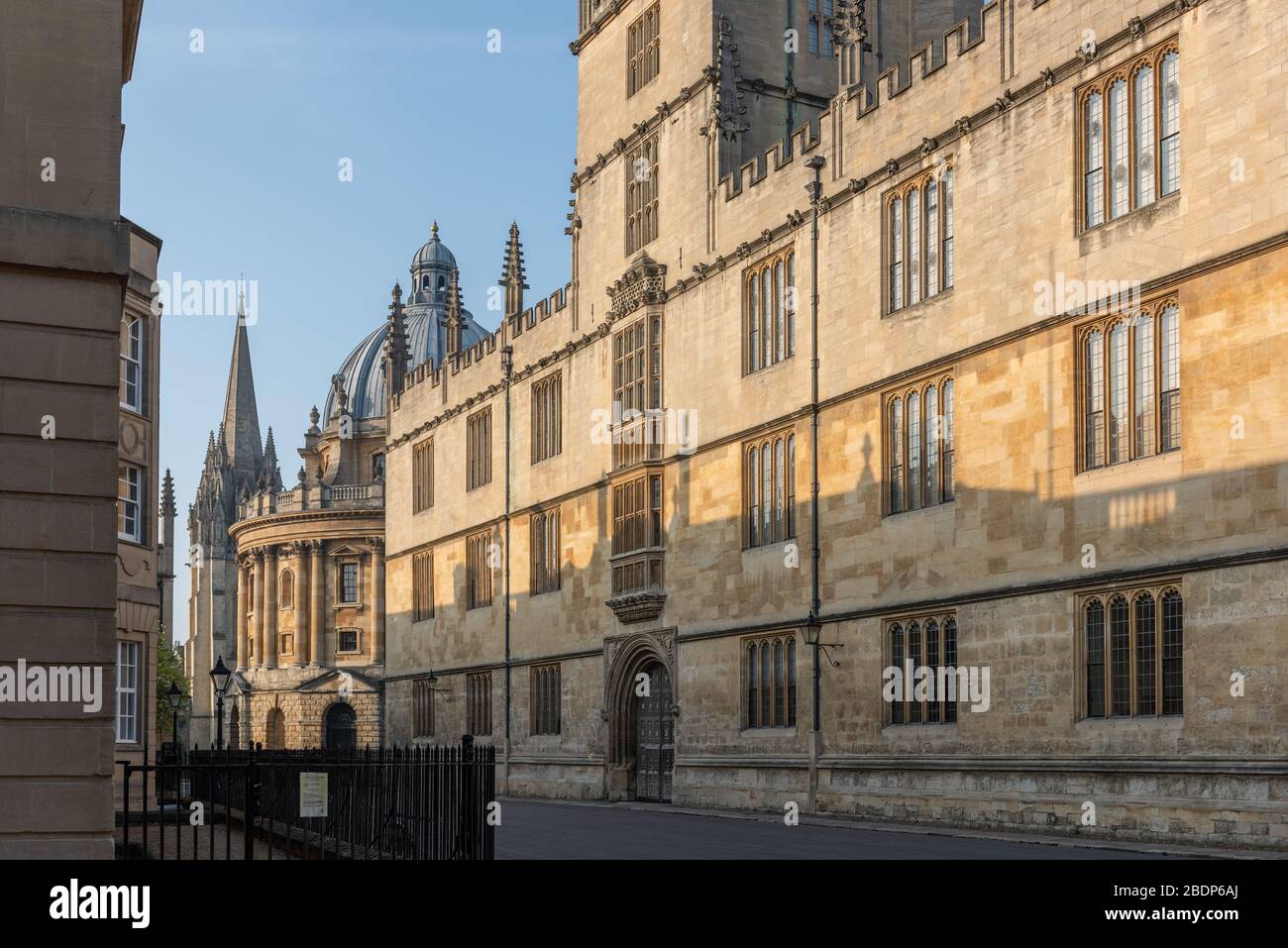 La Biblioteca Bodleain, Radcliffe Camera e la Chiesa di Santa Maria la Vergine, Oxford Foto Stock